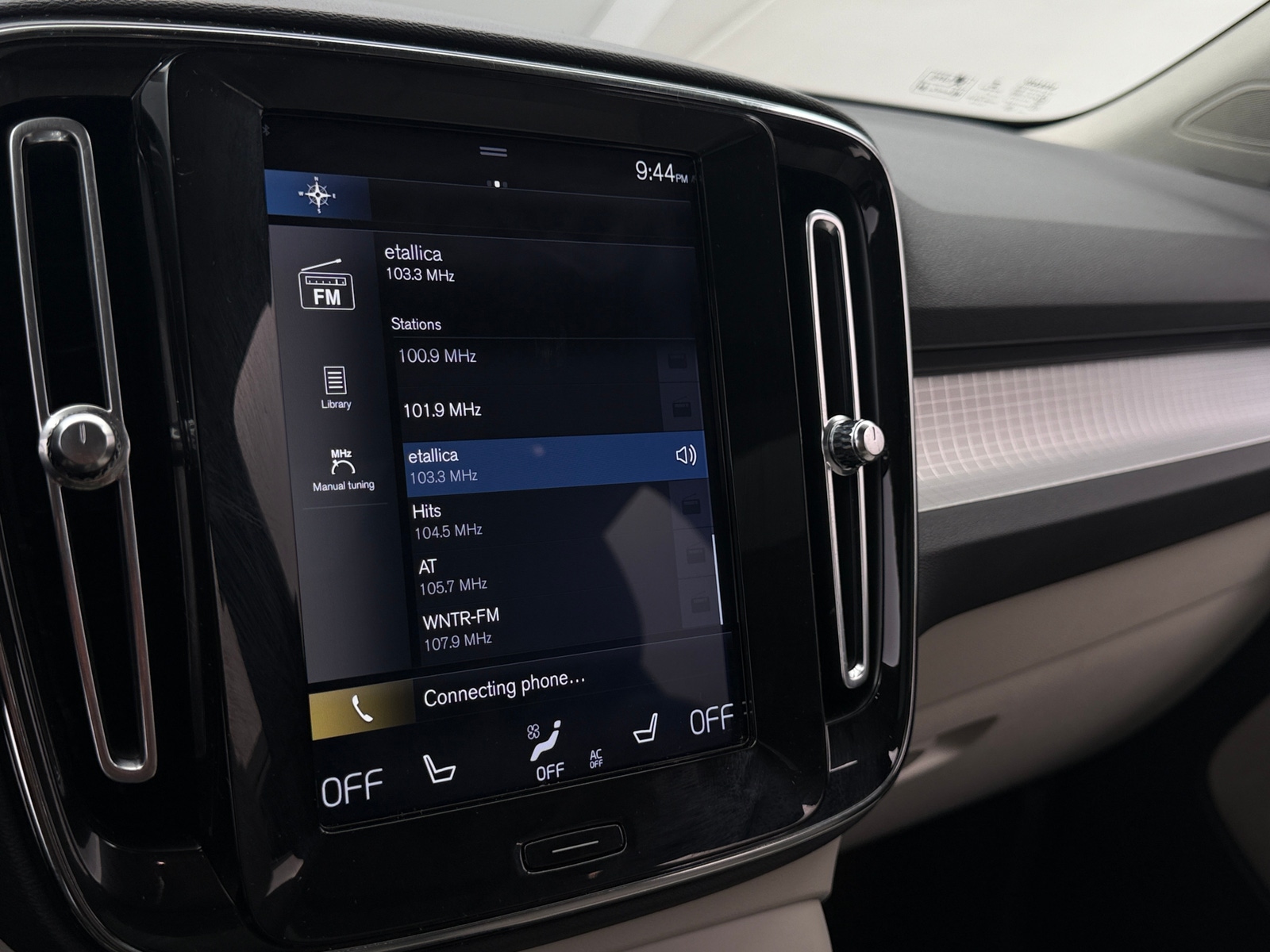 Thumbnail: 2019 Volvo XC40 - 4