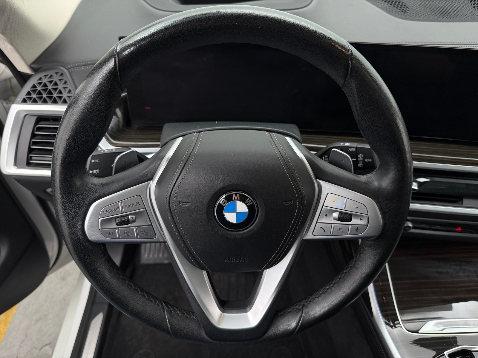 Thumbnail: 2023 BMW X7 - 5