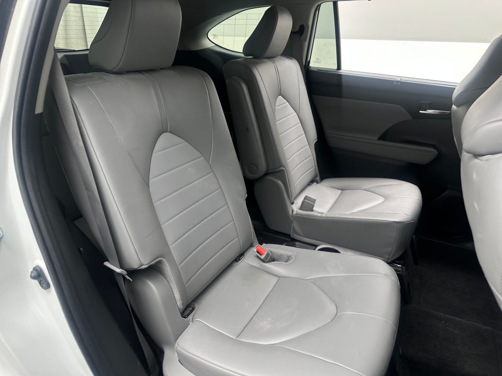 Thumbnail: 2024 Toyota Highlander - 6