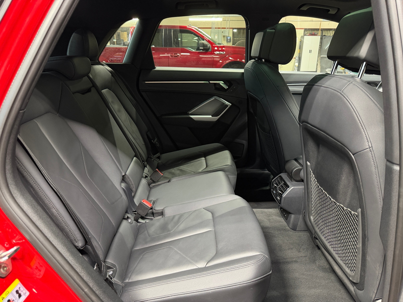 Thumbnail: 2025 Audi Q3 - 6