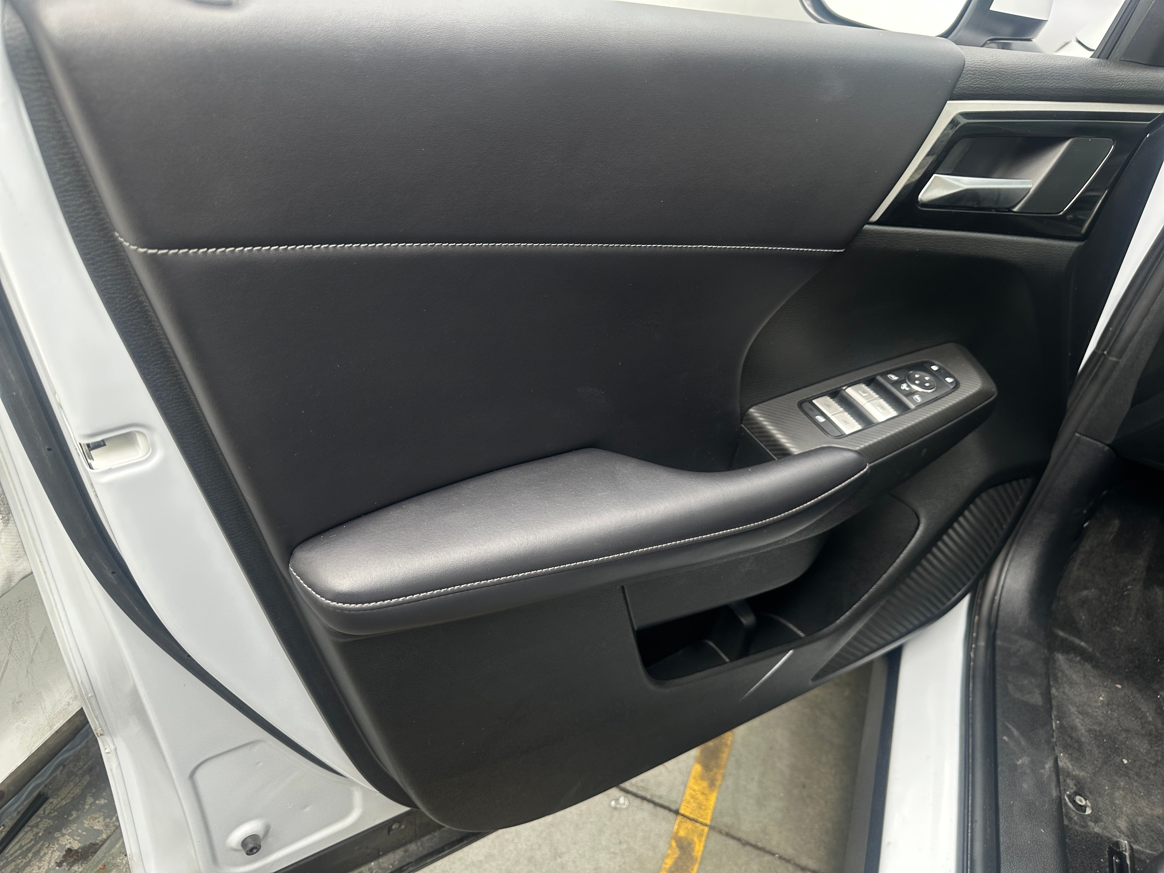 2025 Mitsubishi Outlander Plug-in Hybrid