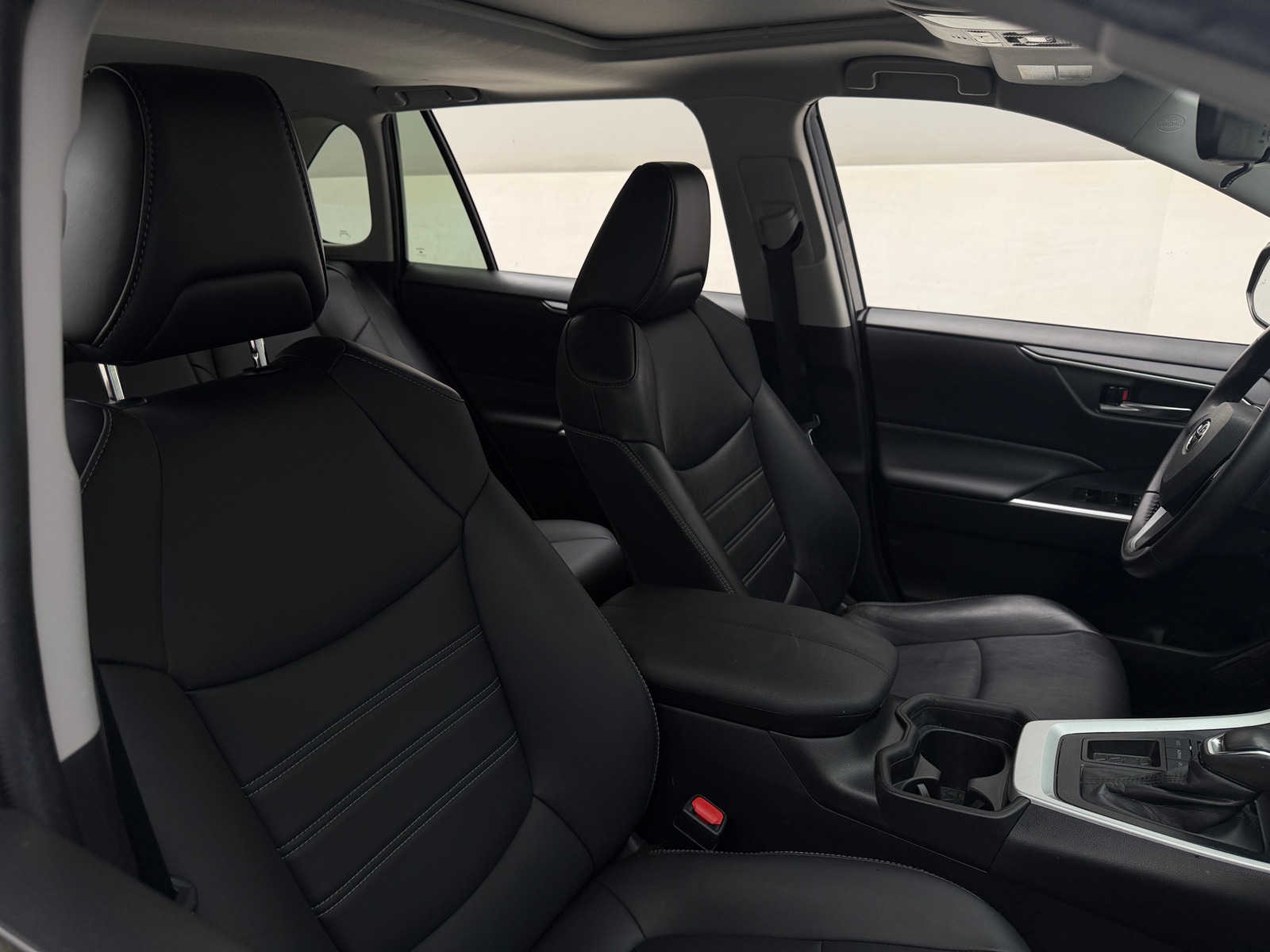 Thumbnail: 2021 Toyota RAV4 - 2