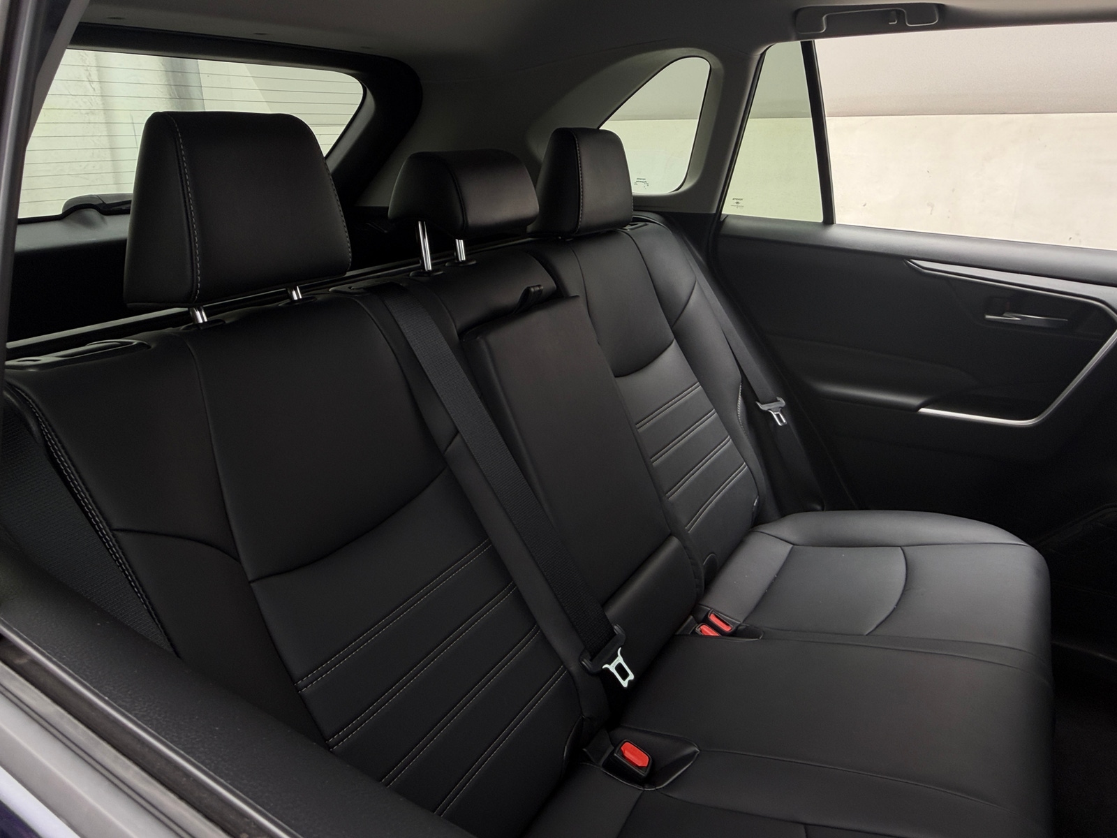 Thumbnail: 2021 Toyota RAV4 - 6