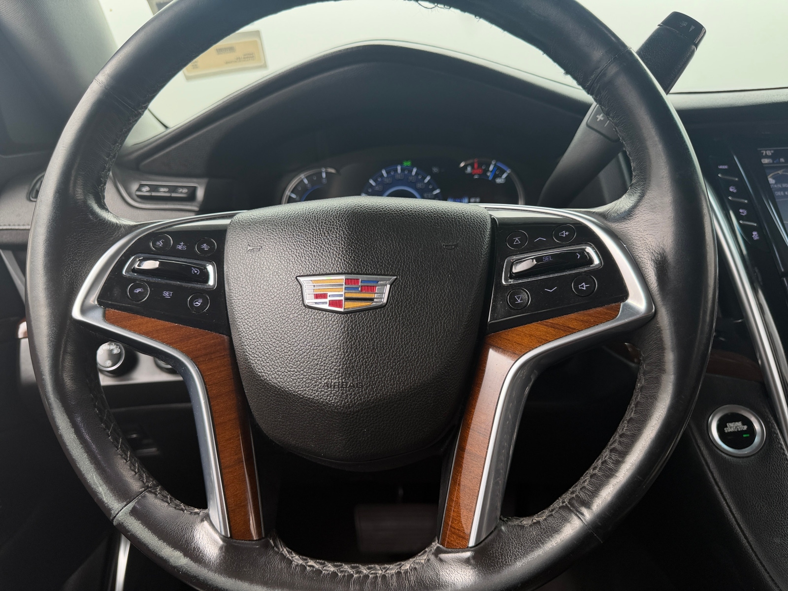 Thumbnail: 2020 Cadillac Escalade - 4