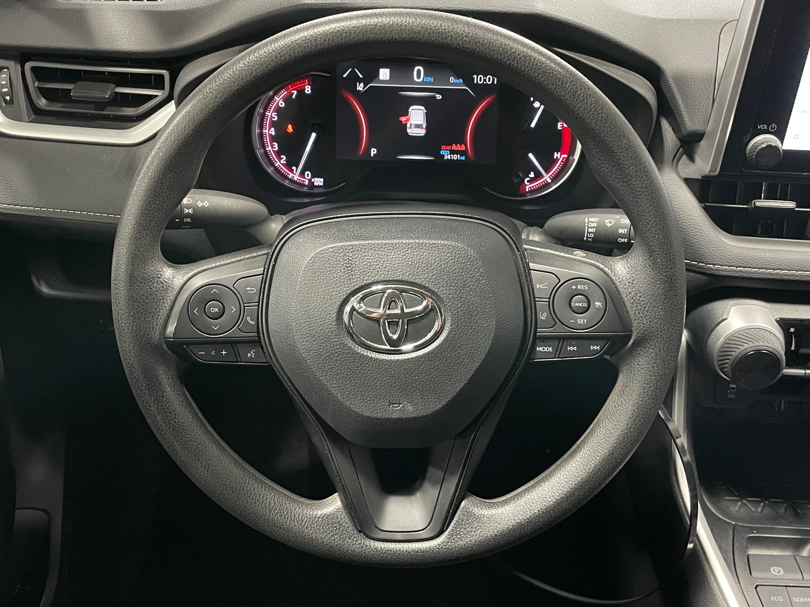 Thumbnail: 2025 Toyota RAV4 - 5
