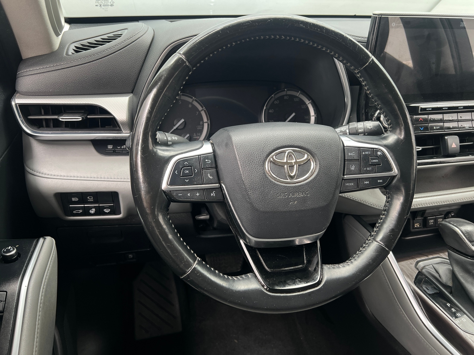 Thumbnail: 2021 Toyota Highlander - 4