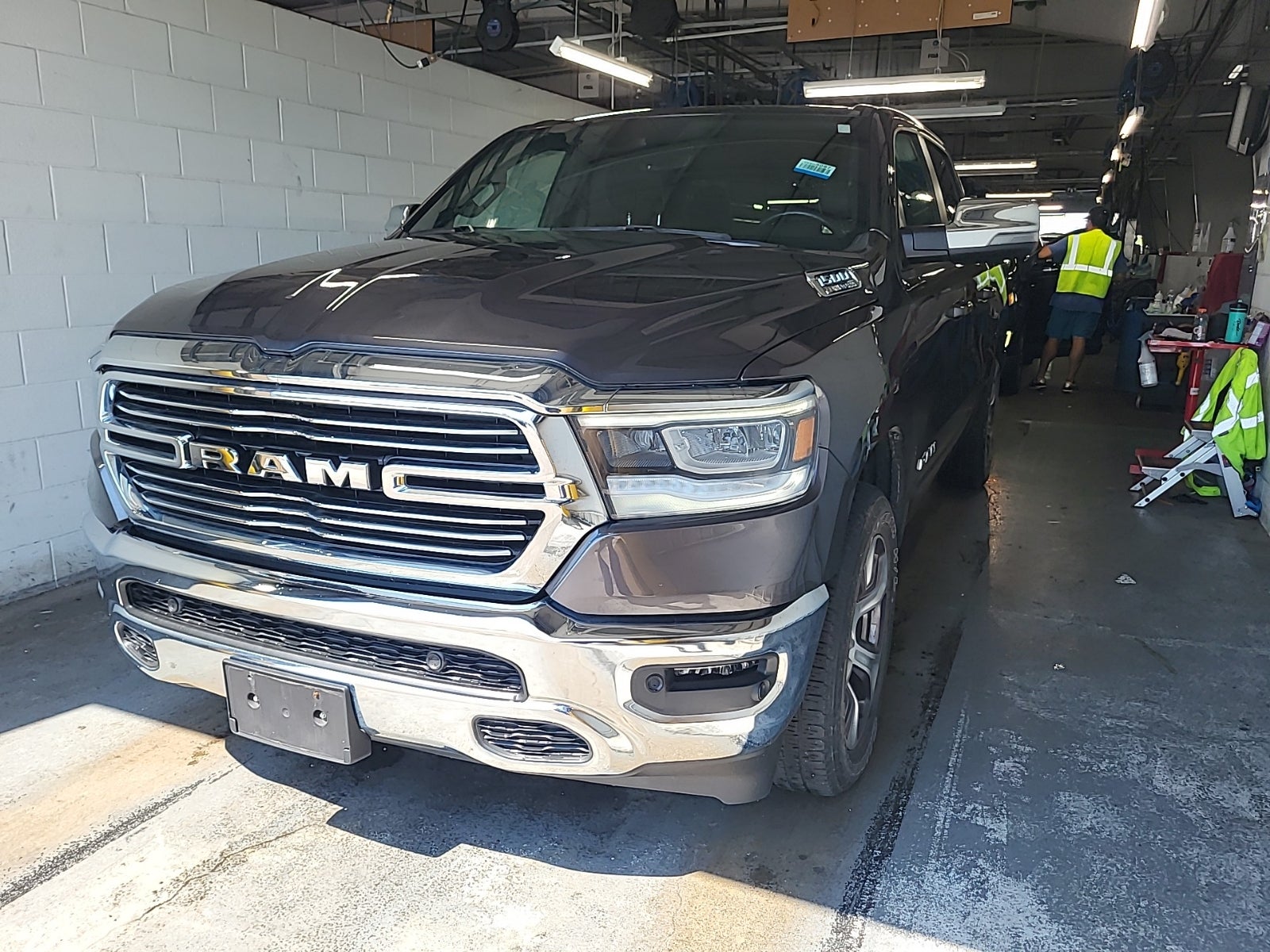 2024 Ram 1500 Laramie 4x4 Crew Cab 5'7" Box
