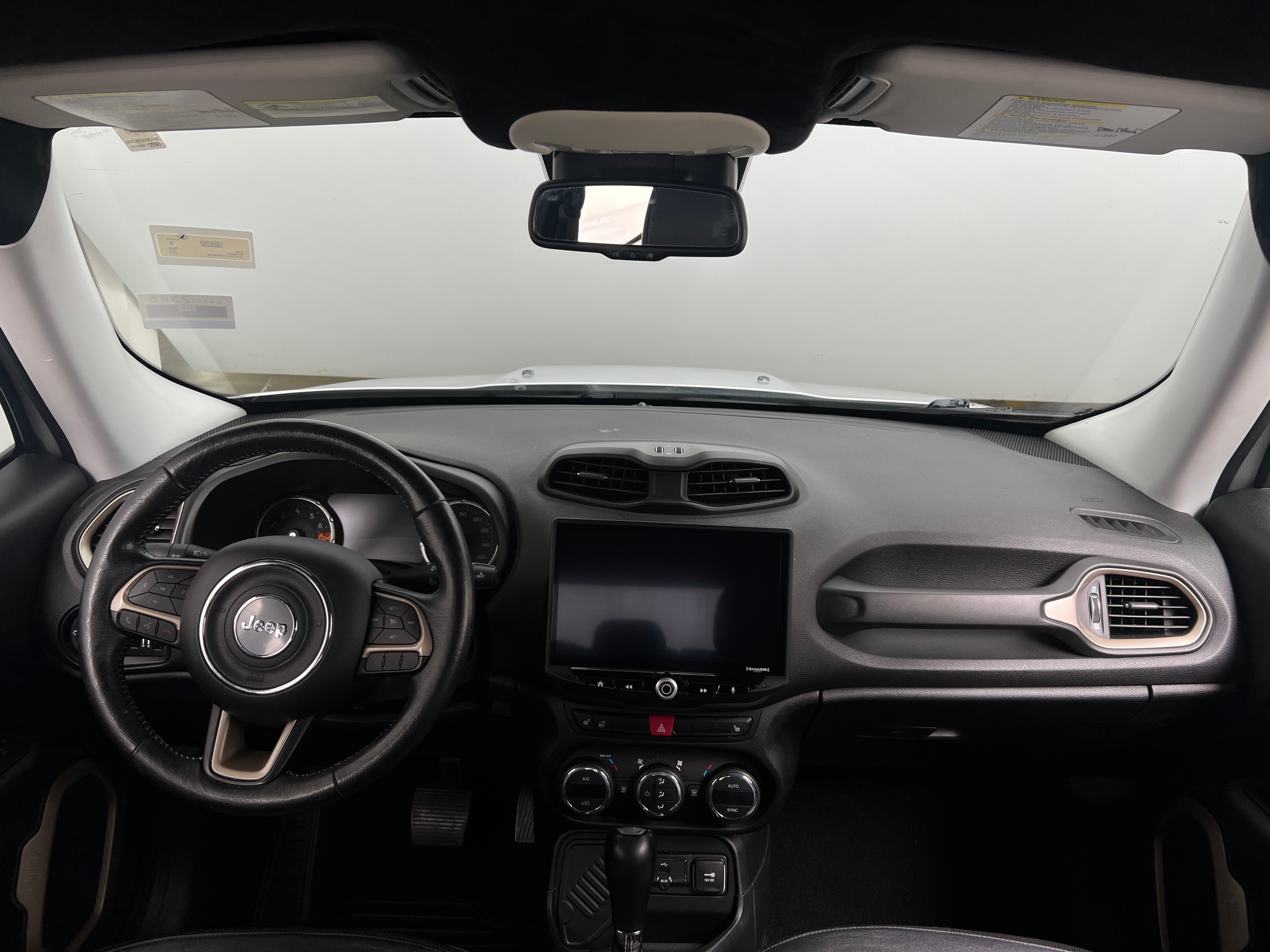 Used 2015 Jeep Renegade Limited with VIN ZACCJADT1FPB28769 for sale in South Chesterfield, VA