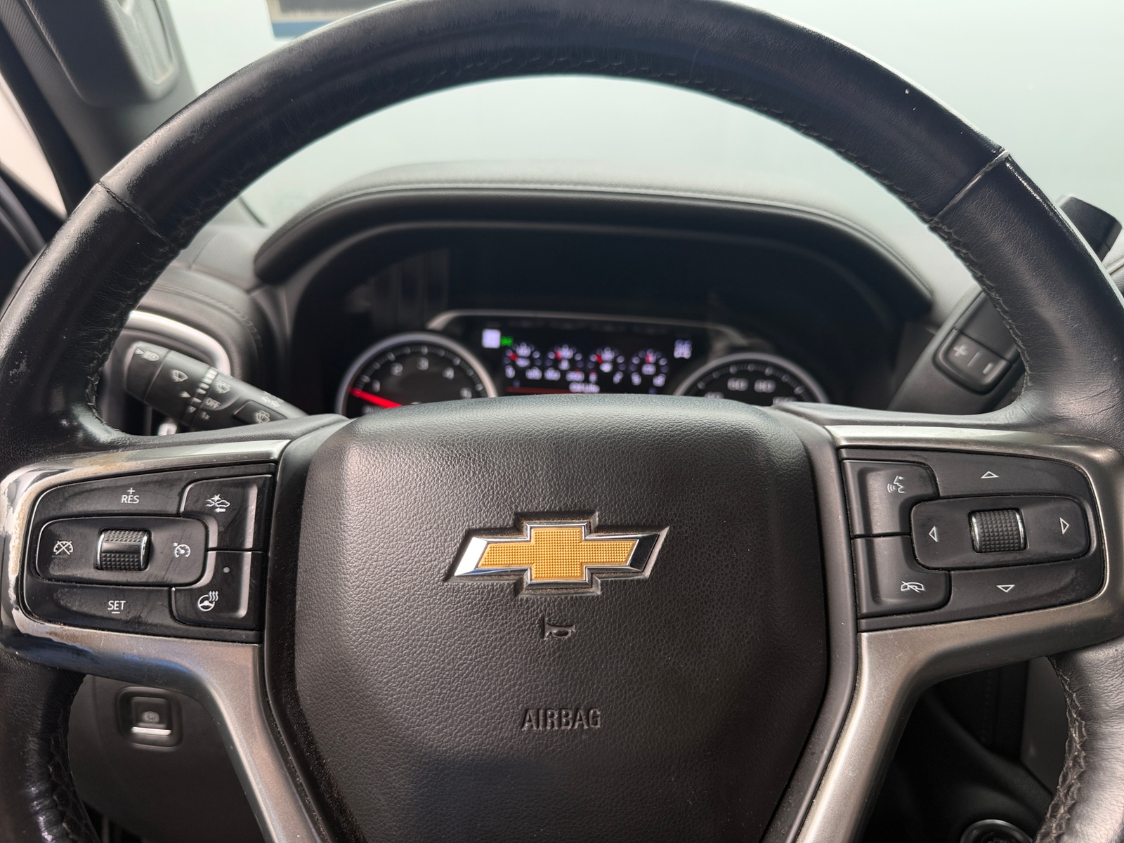 Thumbnail: 2020 Chevrolet Silverado 1500 - 4