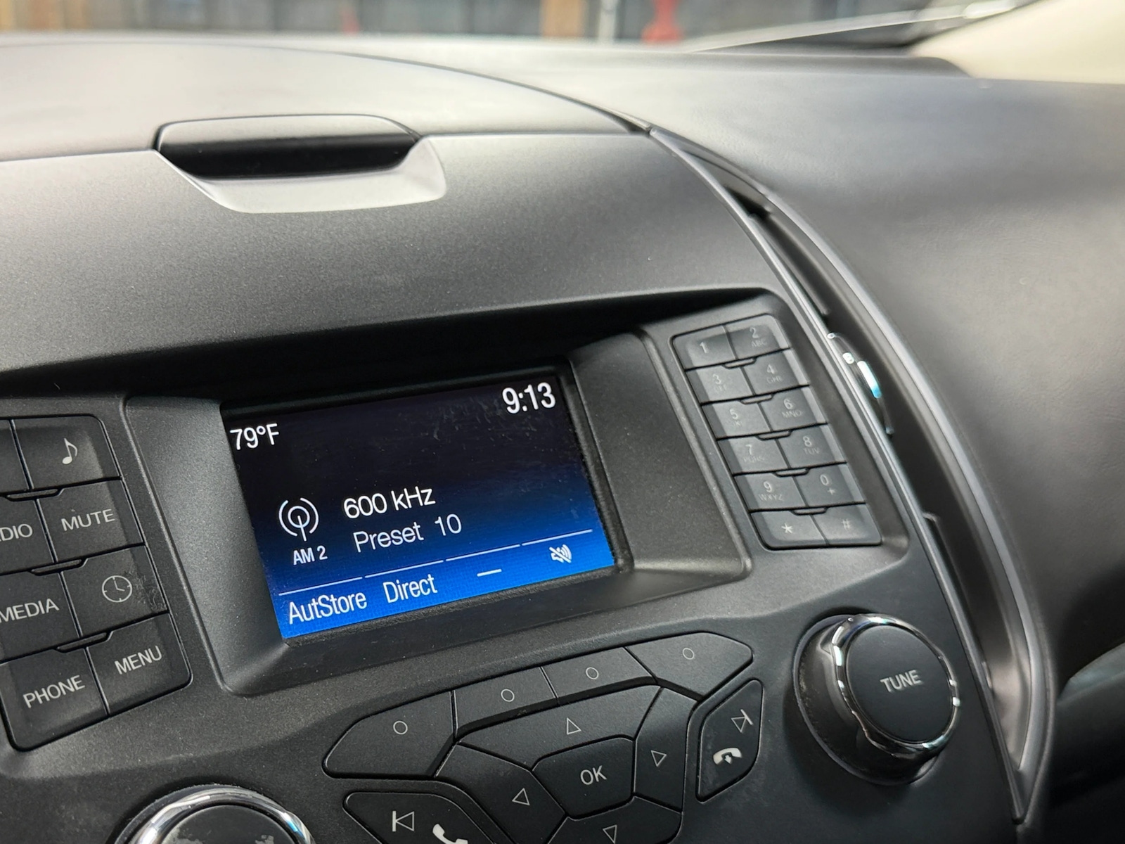 Thumbnail: 2016 Ford Edge - 4