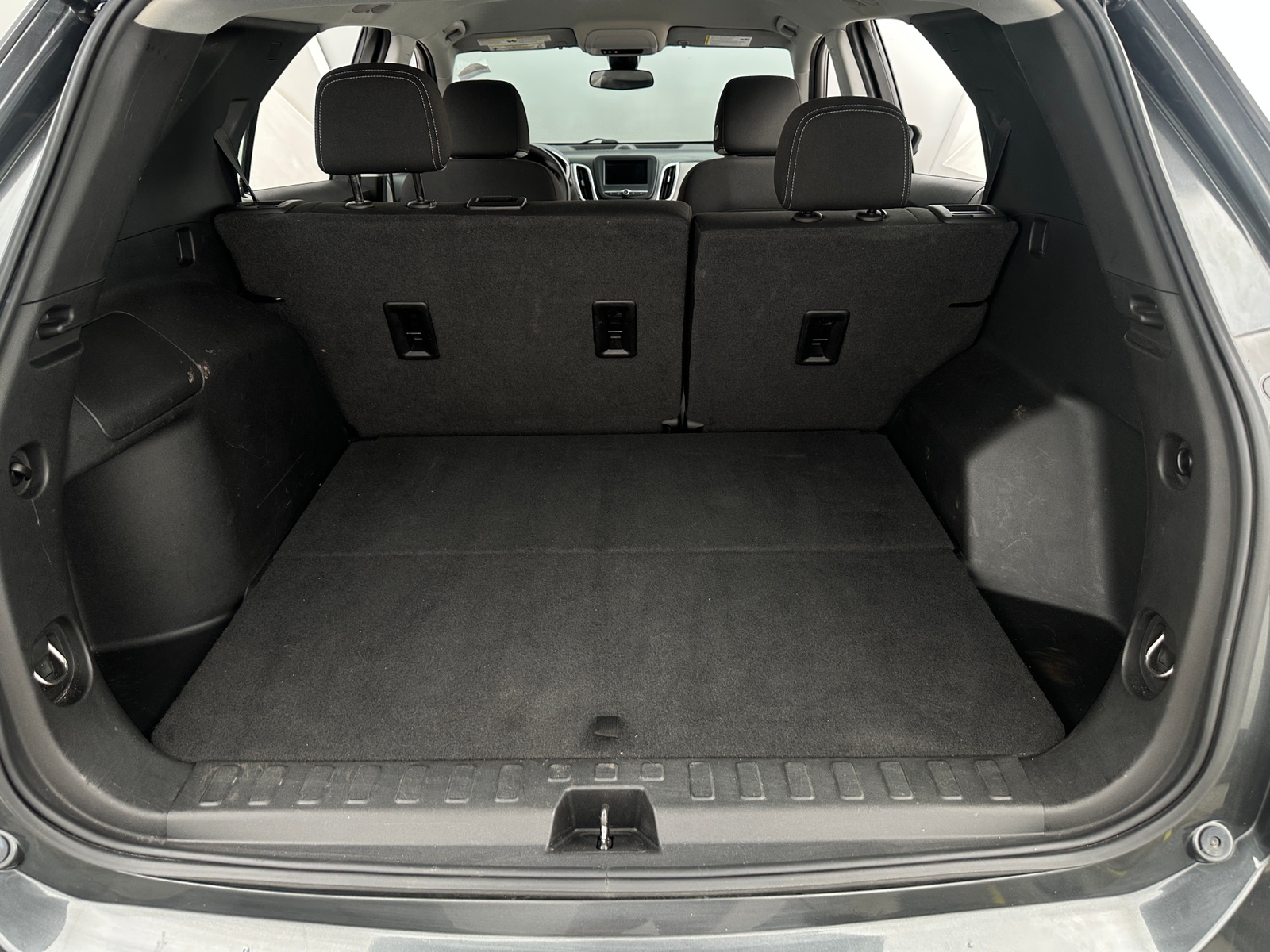 Thumbnail: 2021 Chevrolet Equinox - 6