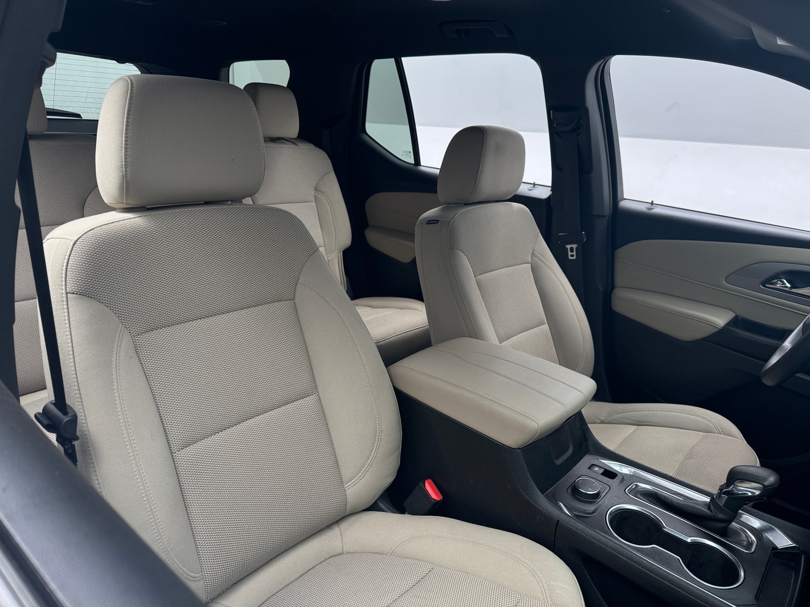 Thumbnail: 2022 Chevrolet Traverse - 2
