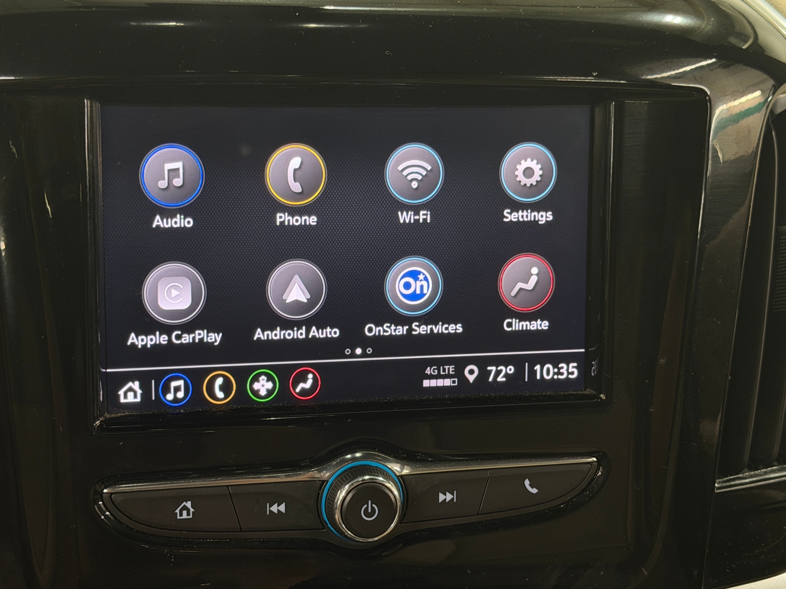 Thumbnail: 2022 Chevrolet Traverse - 4