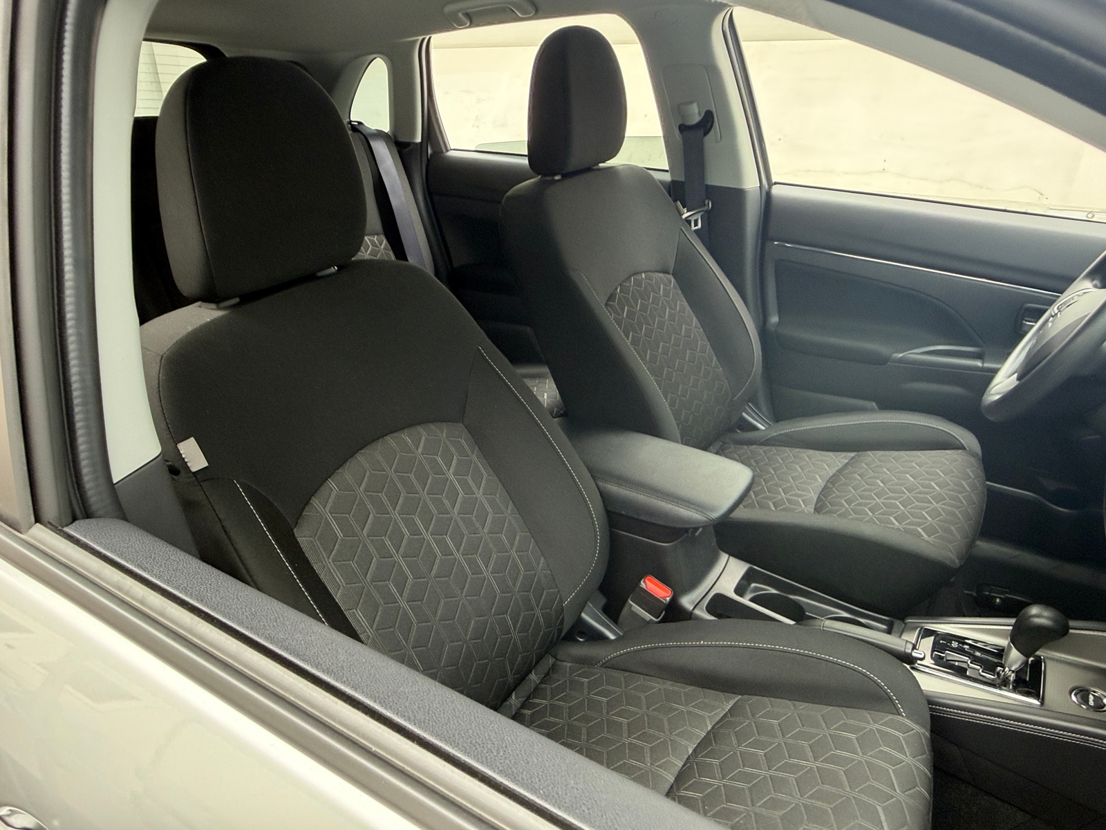 Thumbnail: 2026 Mitsubishi Outlander Sport - 2