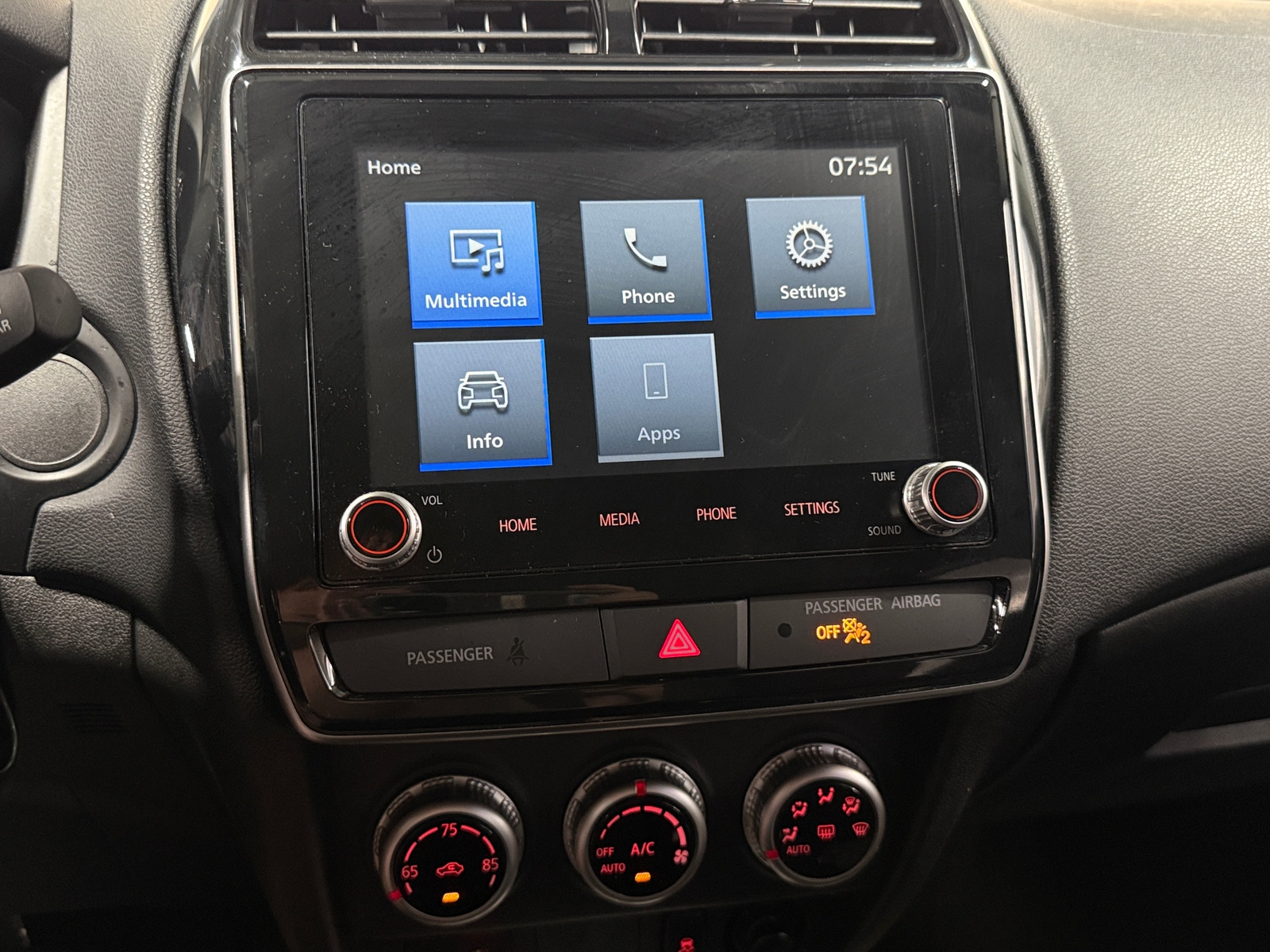 Thumbnail: 2026 Mitsubishi Outlander Sport - 4