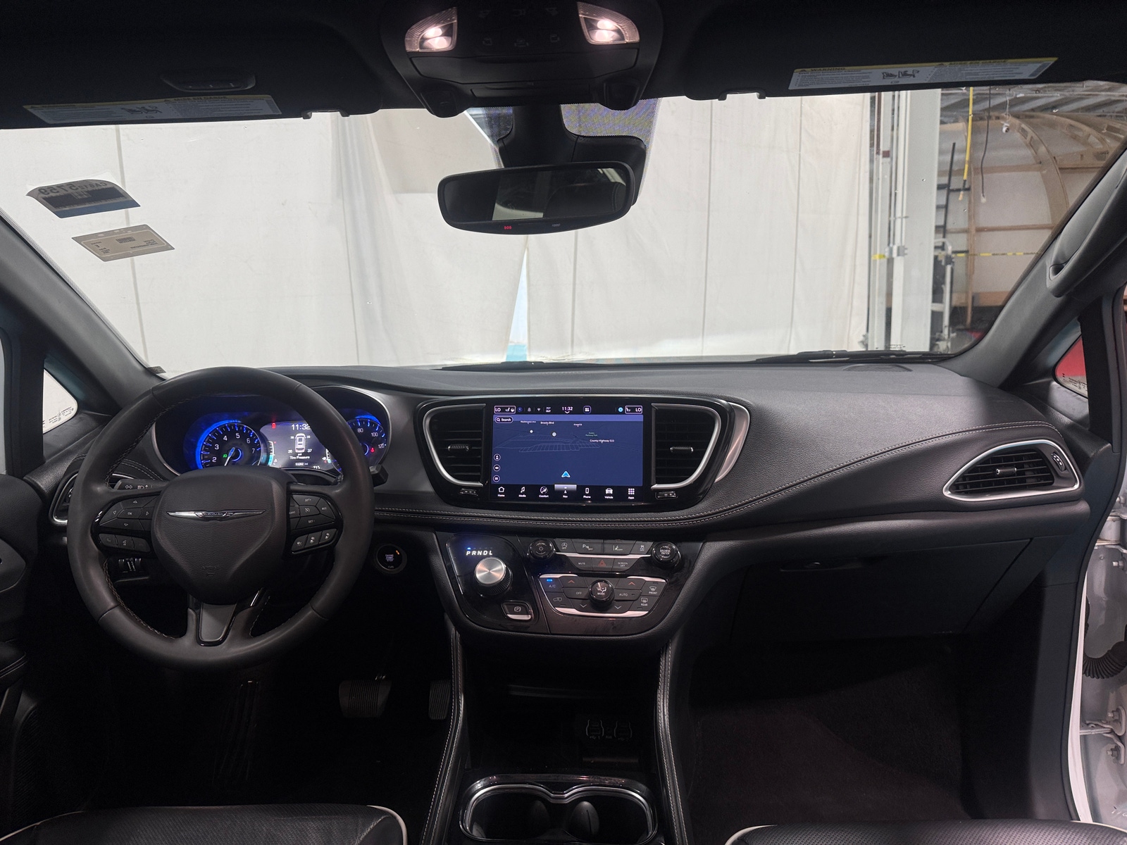 Thumbnail: 2025 Chrysler Pacifica - 2