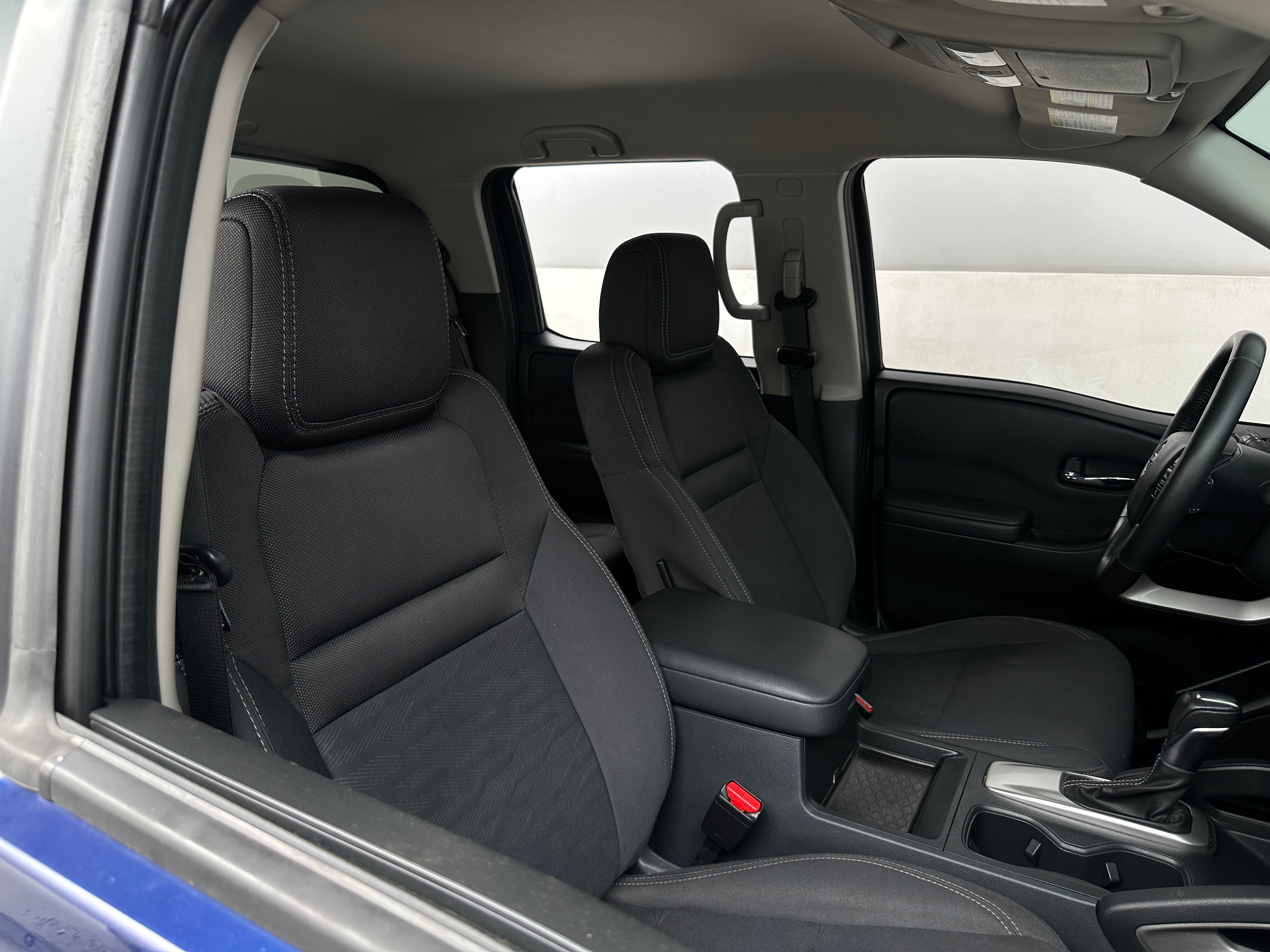 2022 Nissan Frontier SV - Photo 7