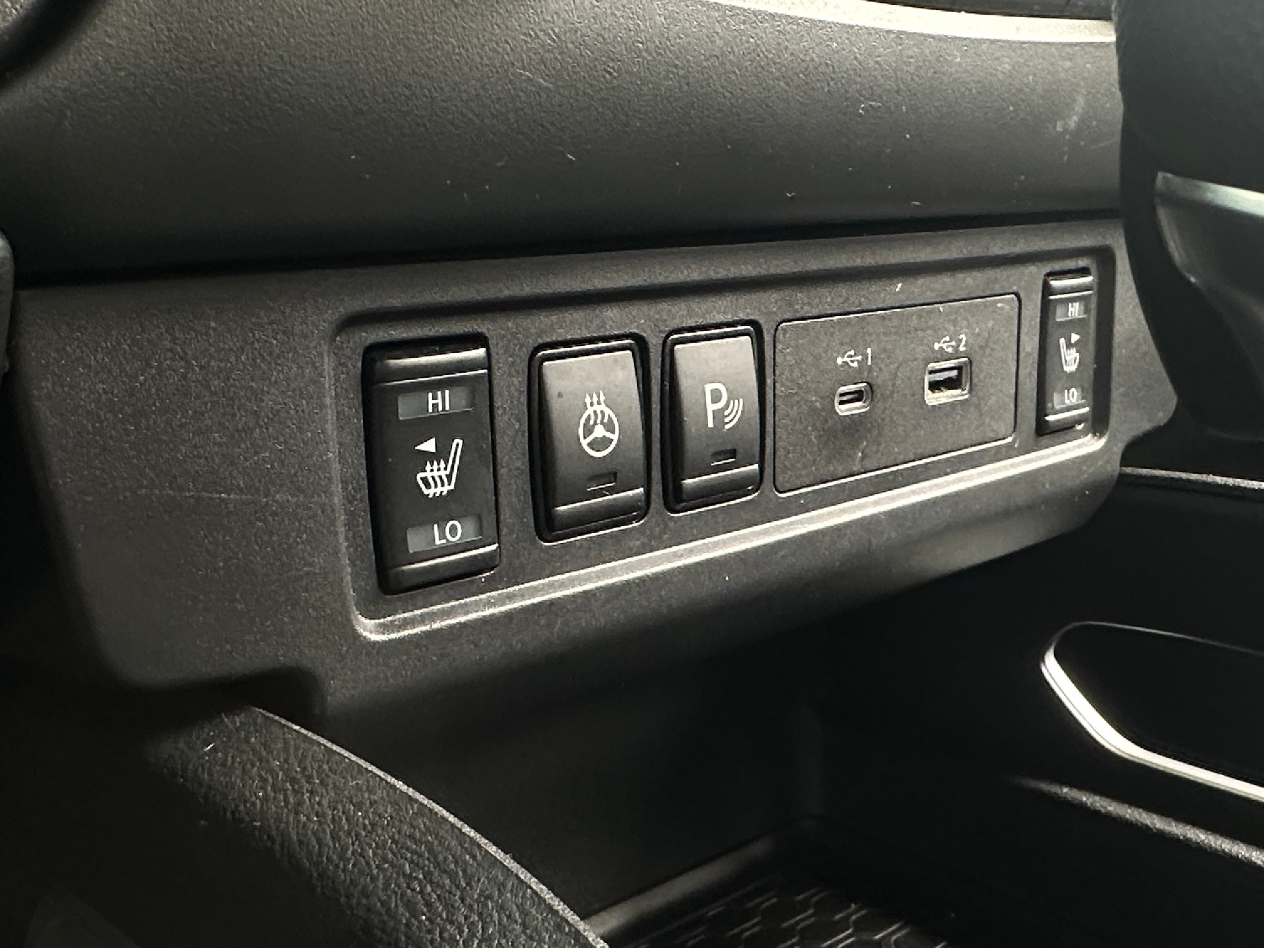 2022 Nissan Frontier SV - Photo 15