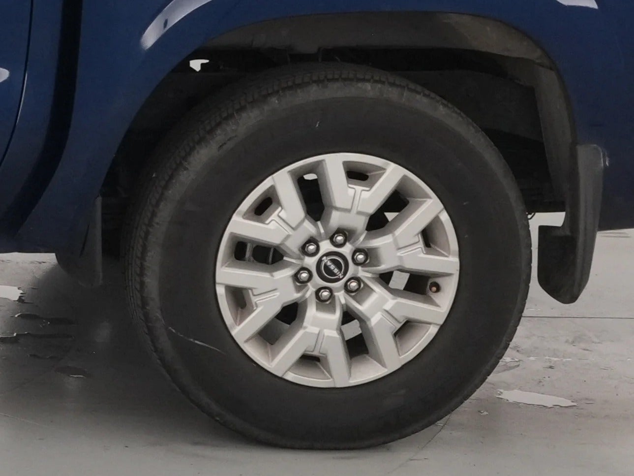 2022 Nissan Frontier SV - Photo 18