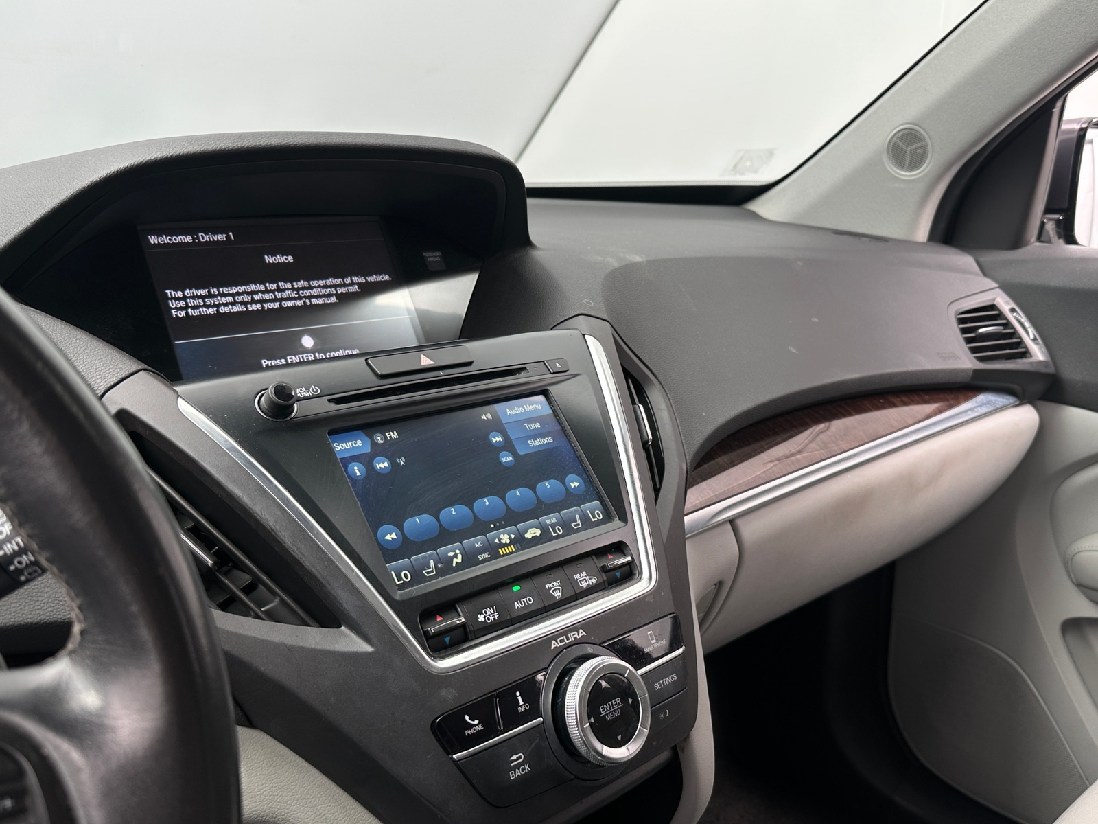 Thumbnail: 2018 Acura MDX - 3