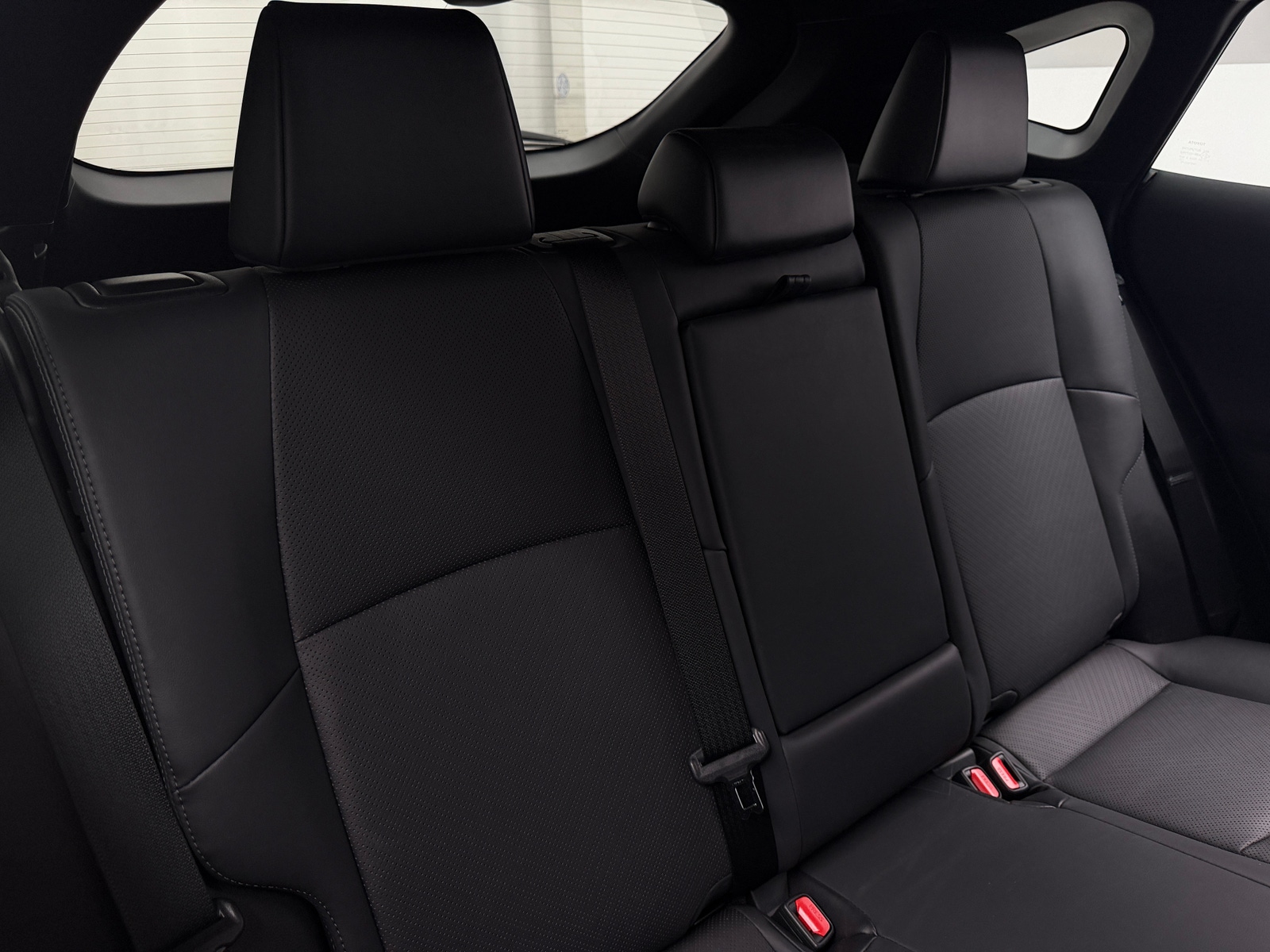 Thumbnail: 2021 Toyota Venza - 6