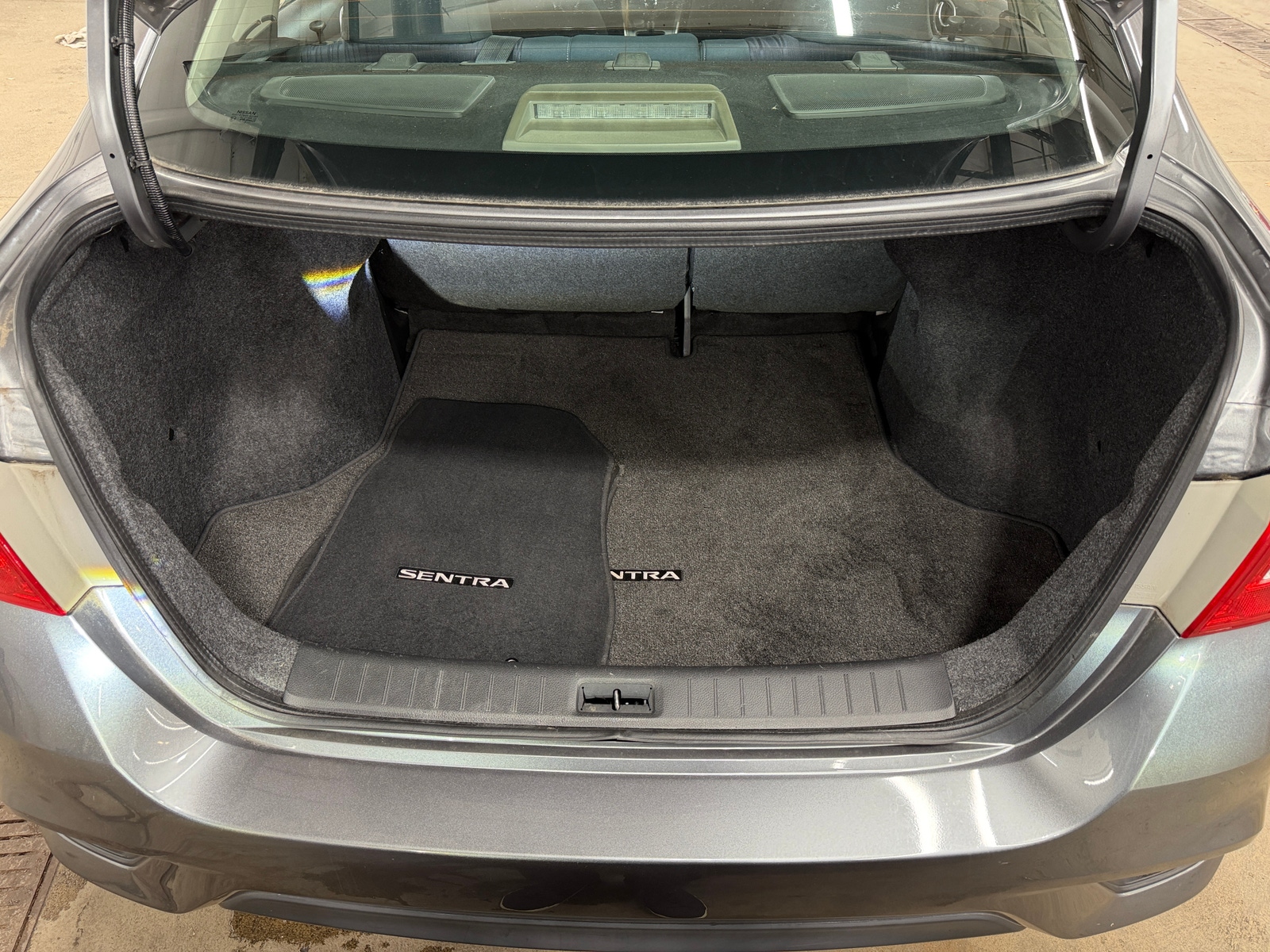 Thumbnail: 2019 Nissan Sentra - 6