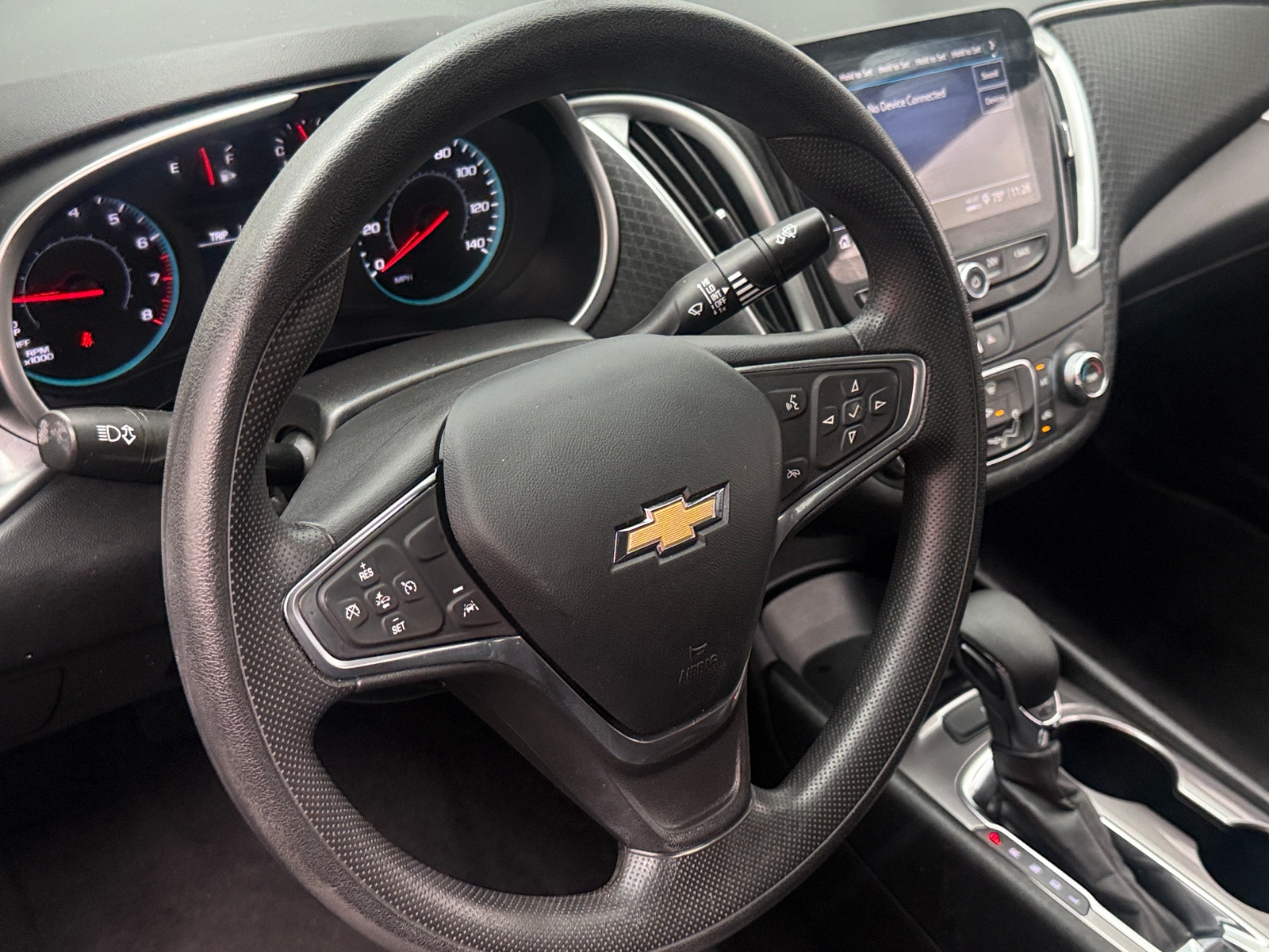 Thumbnail: 2023 Chevrolet Malibu - 5