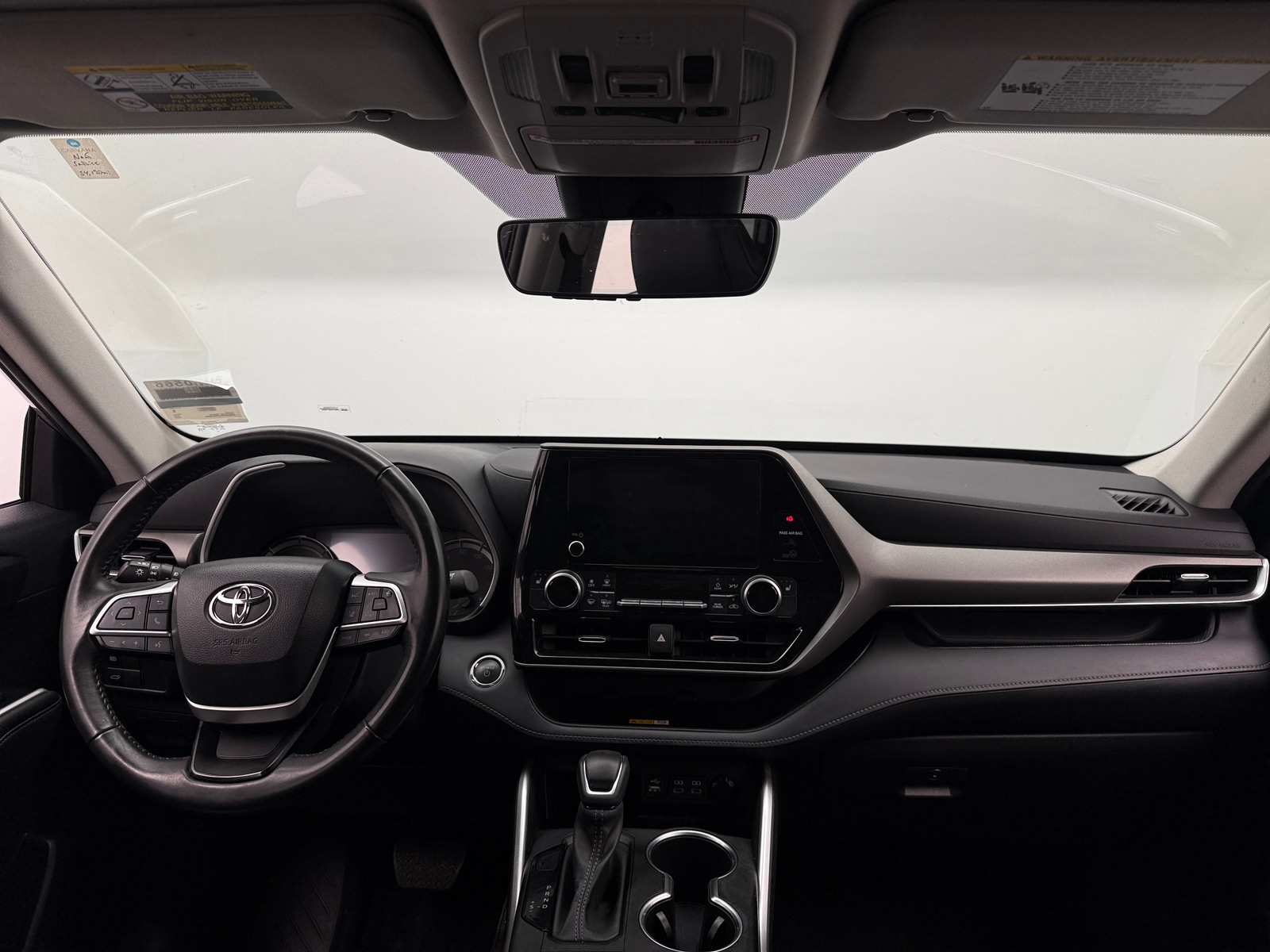 Thumbnail: 2023 Toyota Highlander - 2
