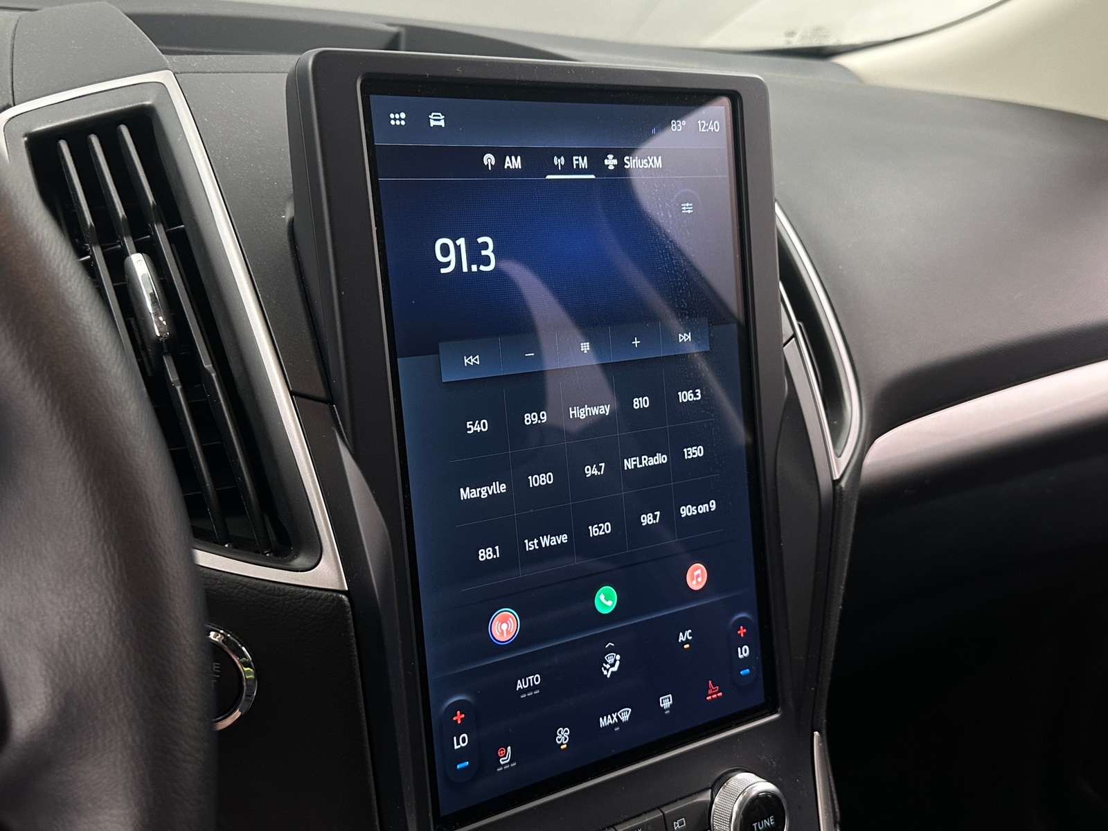 Thumbnail: 2023 Ford Edge - 3