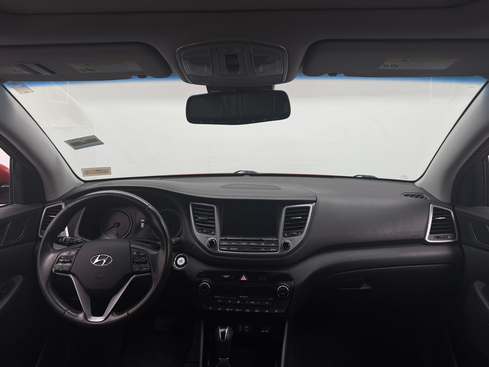 Thumbnail: 2016 Hyundai Tucson - 3