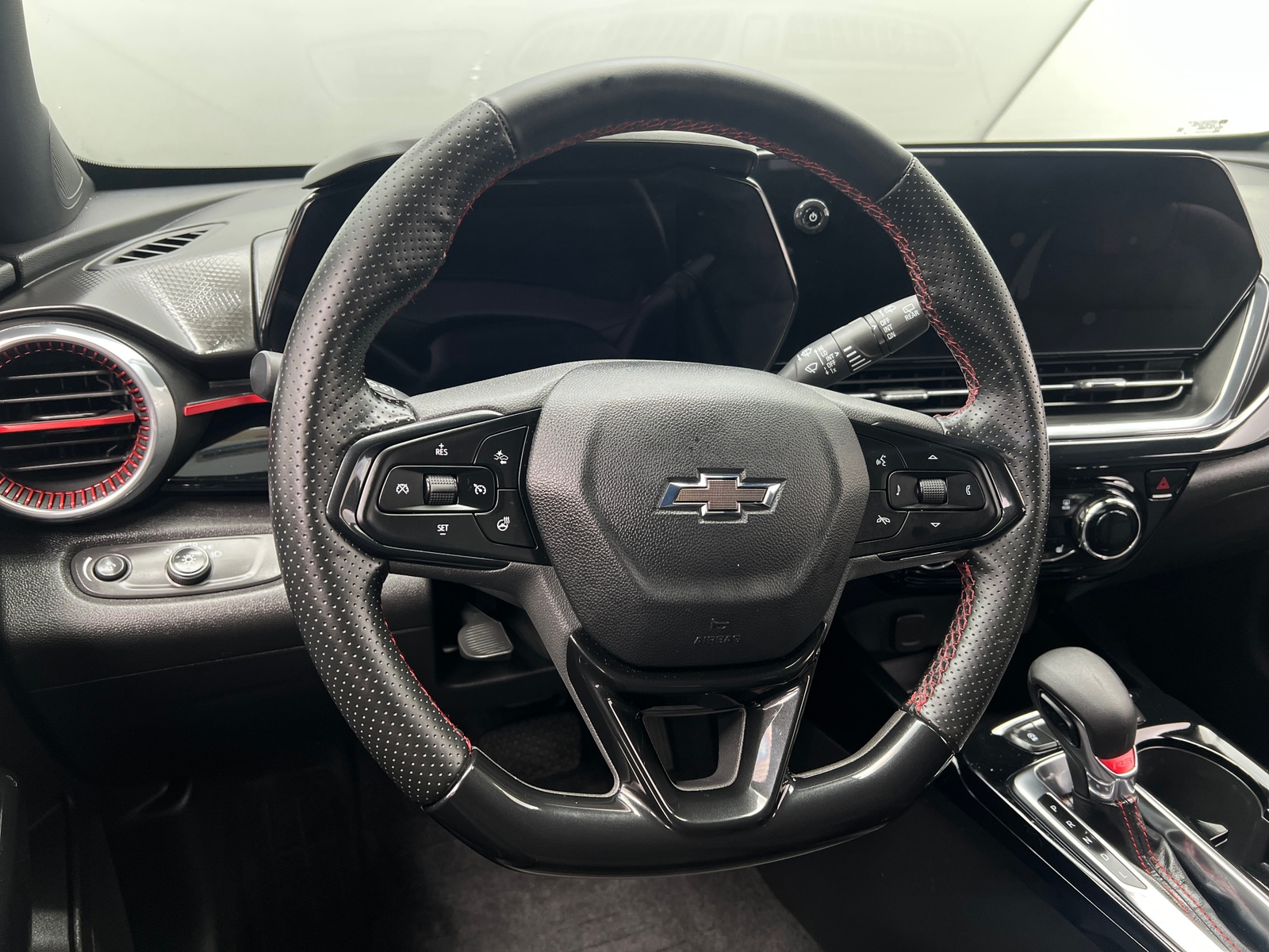Thumbnail: 2025 Chevrolet Trax - 4