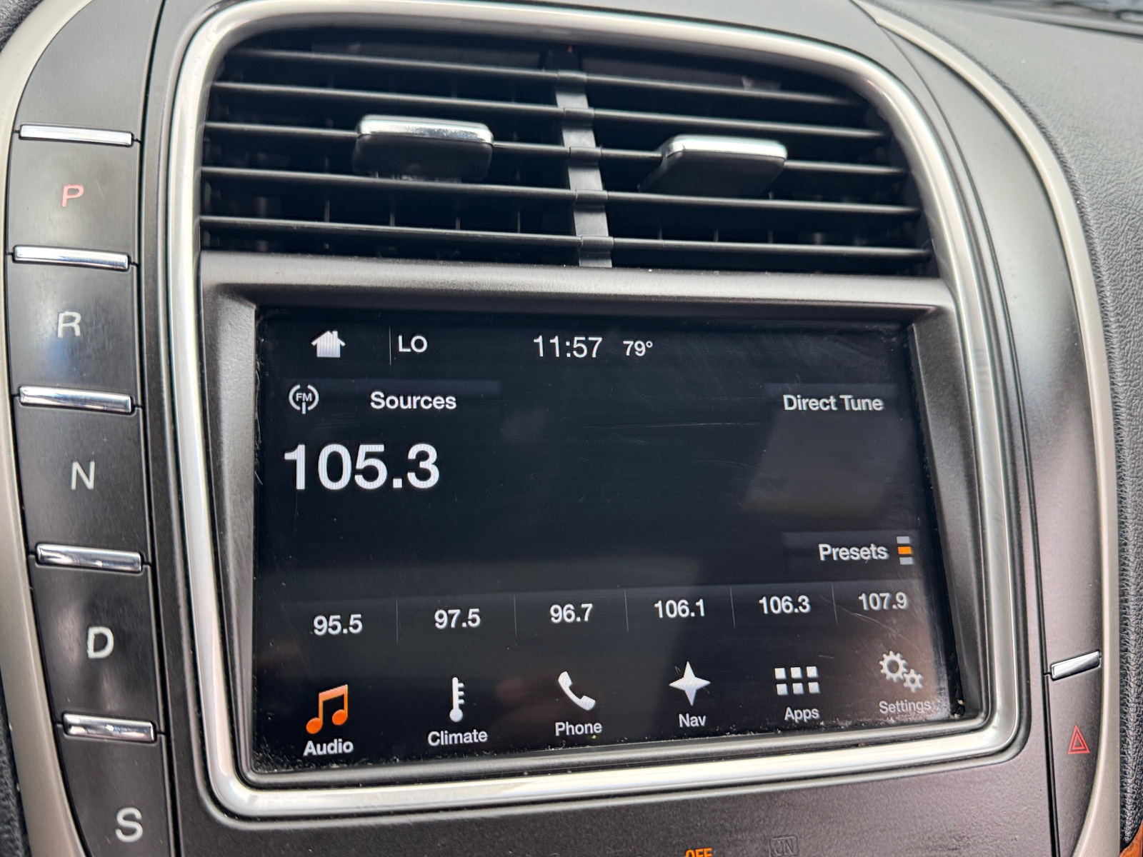 Thumbnail: 2016 Lincoln MKX - 3