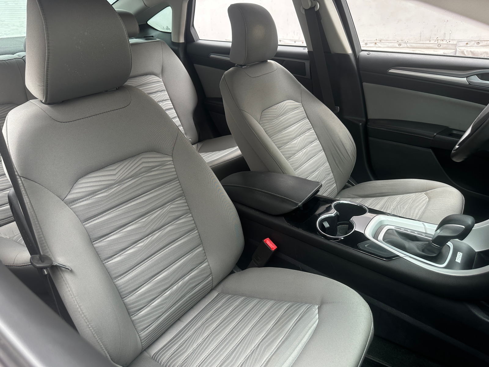 Thumbnail: 2016 Ford Fusion - 2