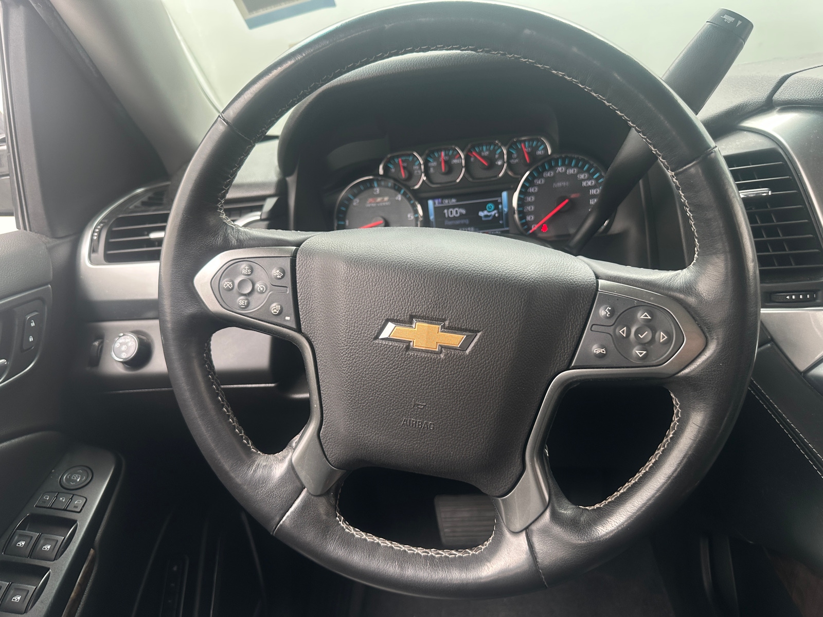 Thumbnail: 2019 Chevrolet Tahoe - 4
