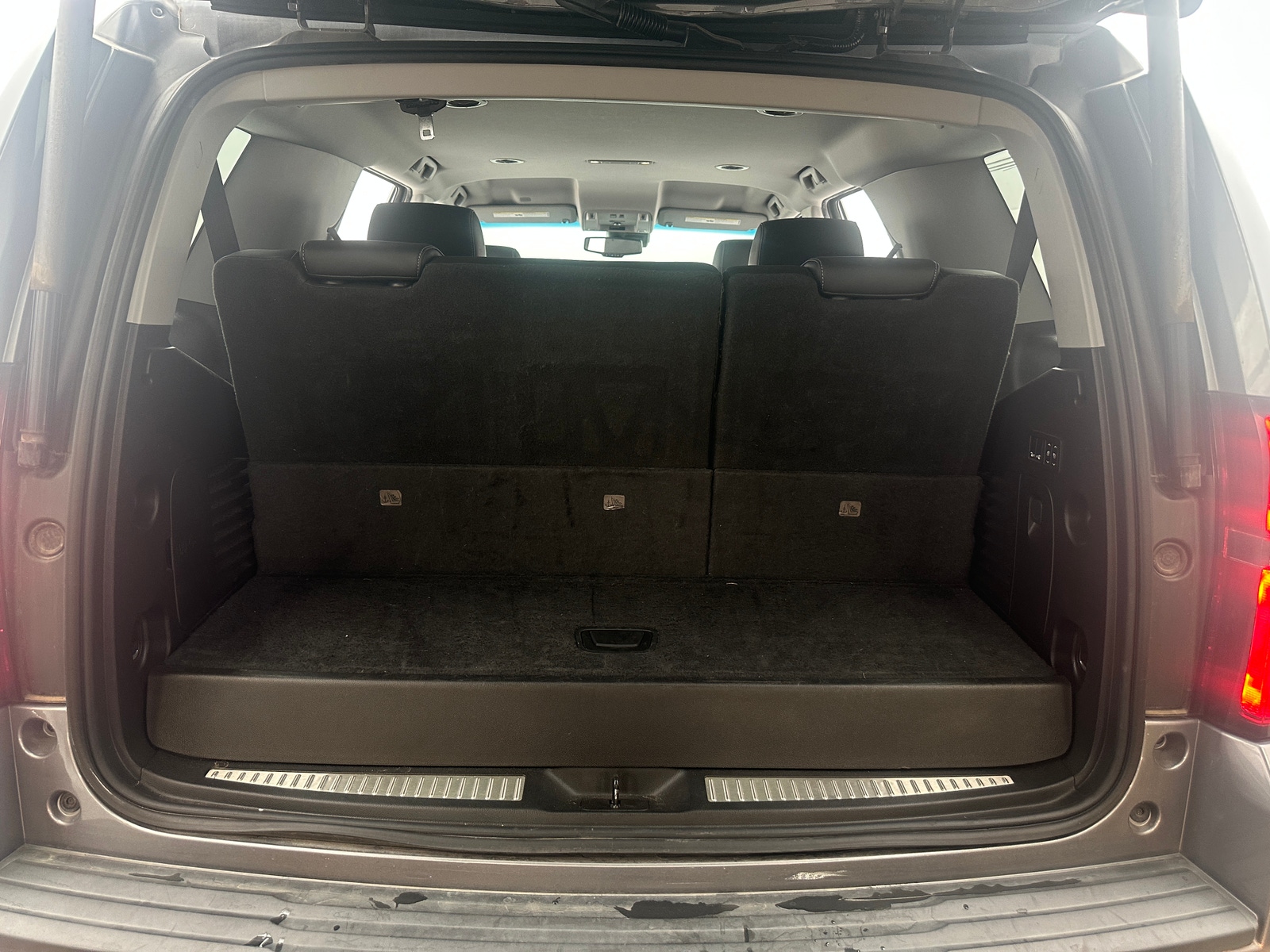 Thumbnail: 2019 Chevrolet Tahoe - 6