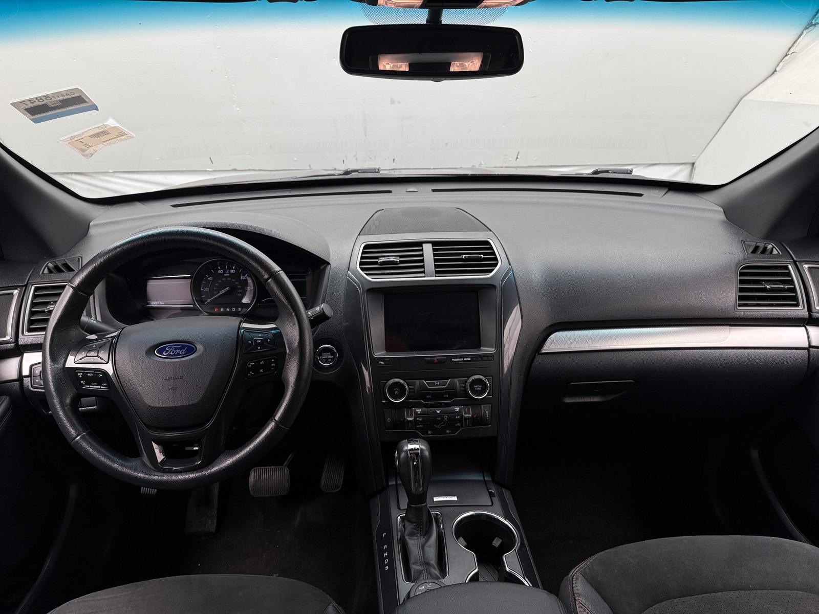 Thumbnail: 2019 Ford Explorer - 3