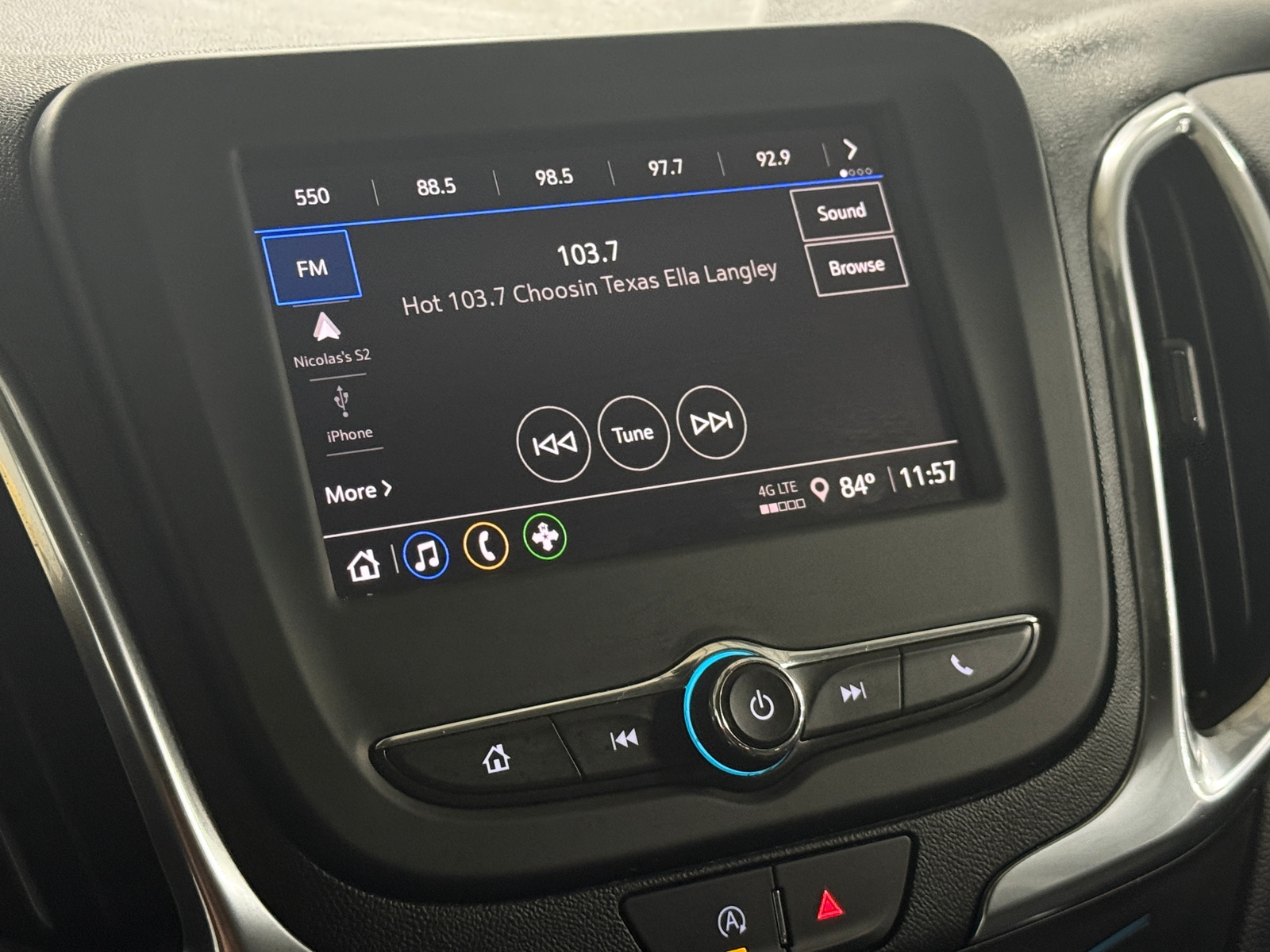 Thumbnail: 2024 Chevrolet Equinox - 4