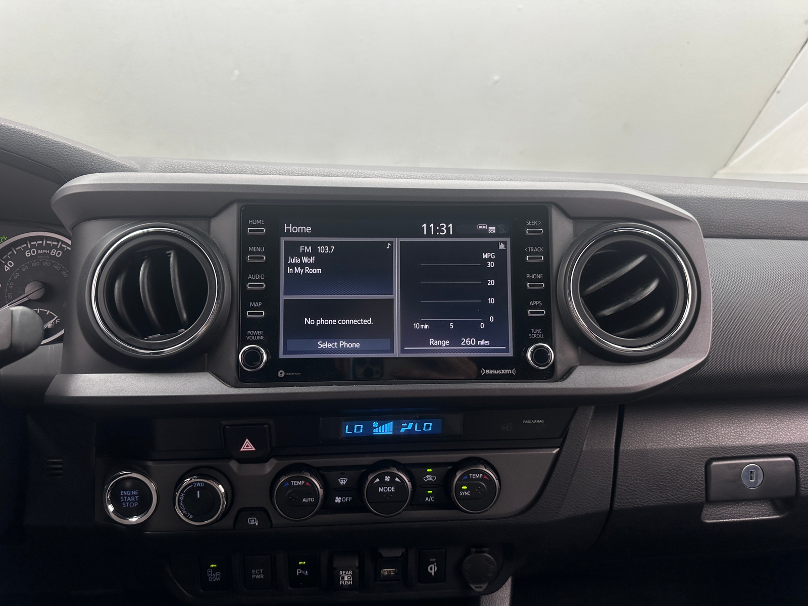Thumbnail: 2021 Toyota Tacoma - 3