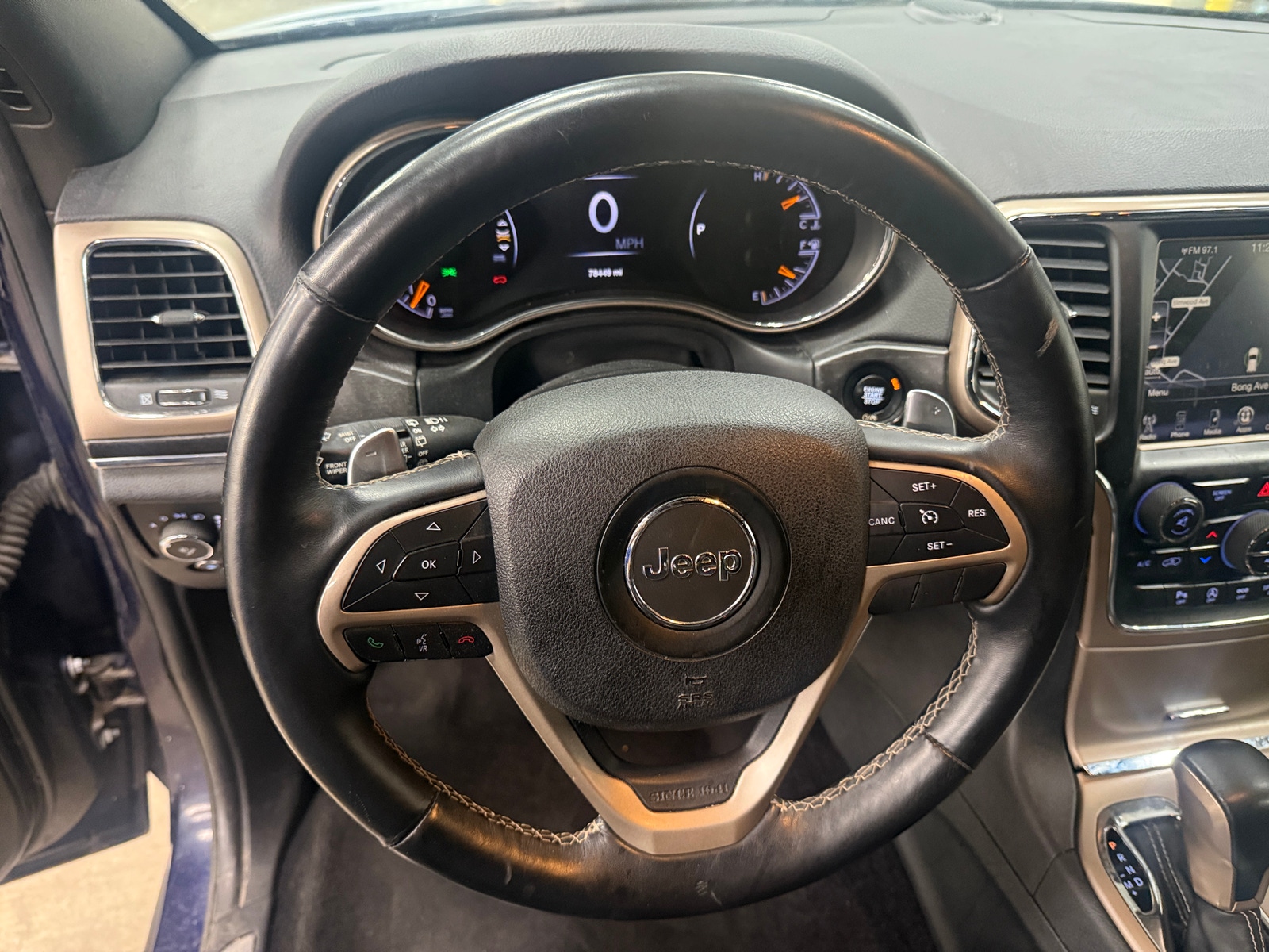 Thumbnail: 2017 Jeep Grand Cherokee - 4