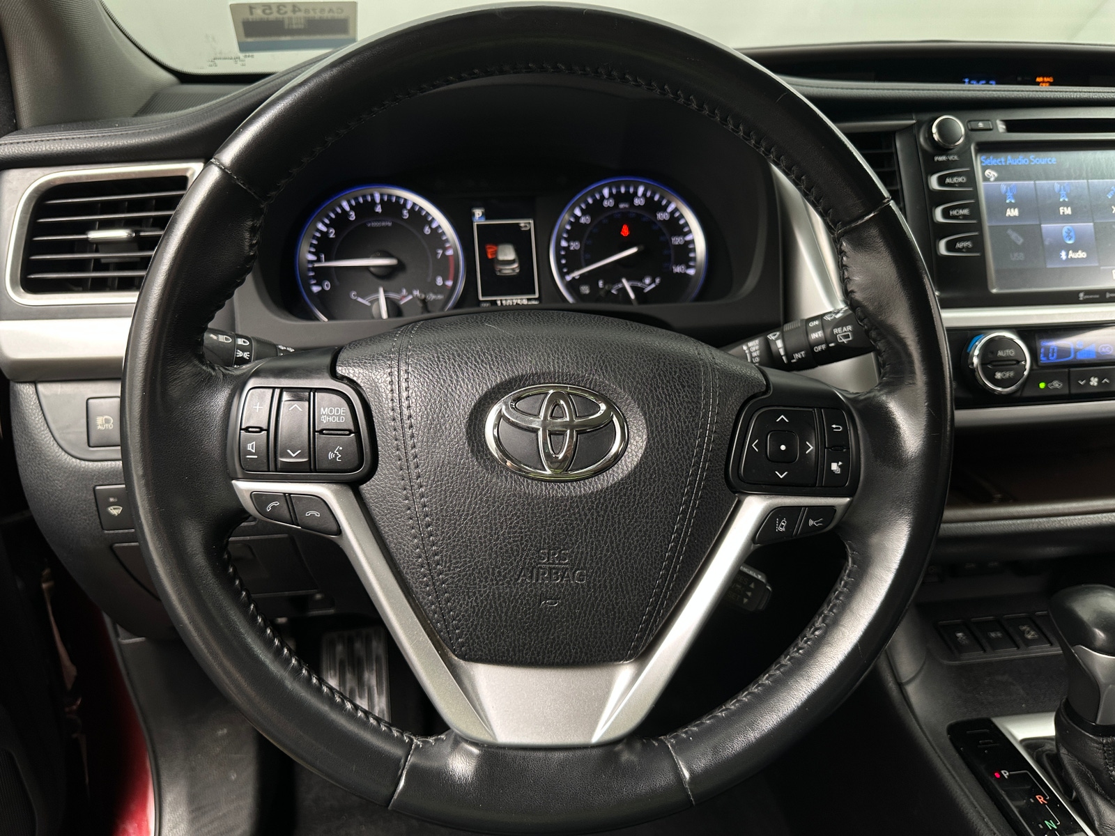Thumbnail: 2017 Toyota Highlander - 5