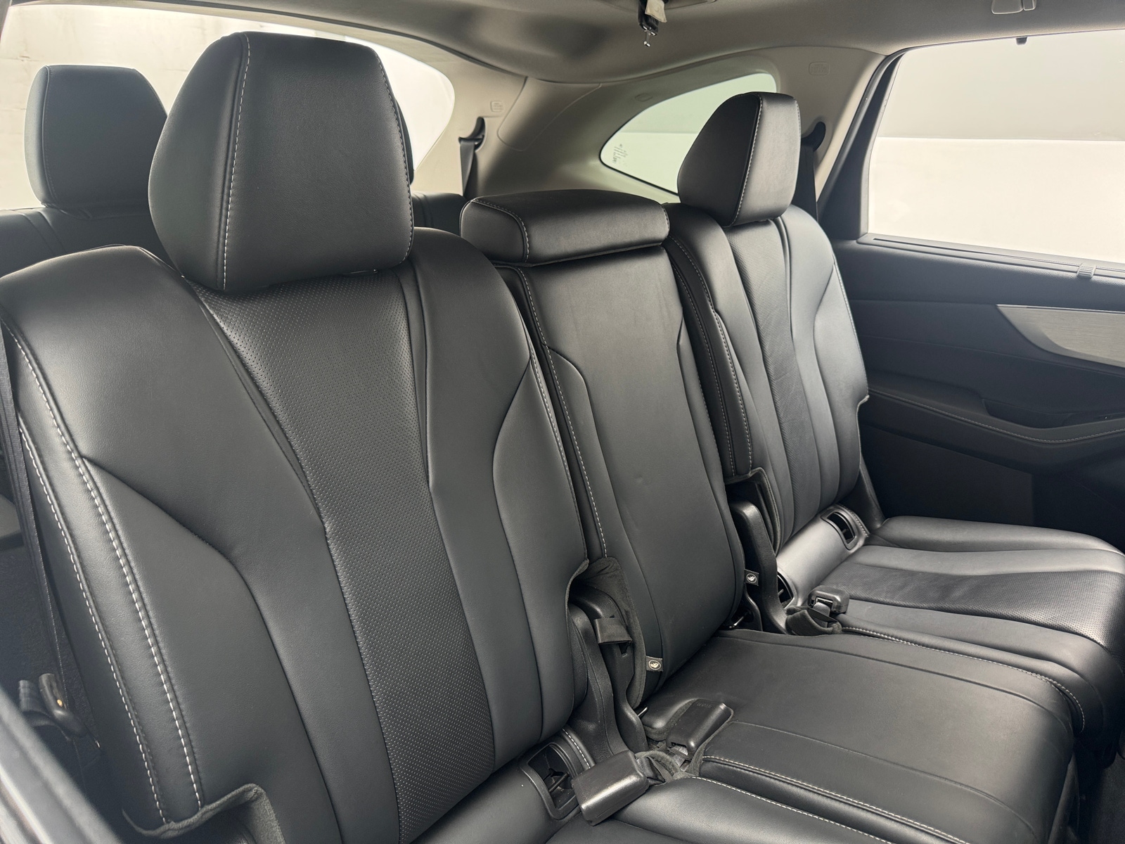 Thumbnail: 2023 Acura MDX - 6