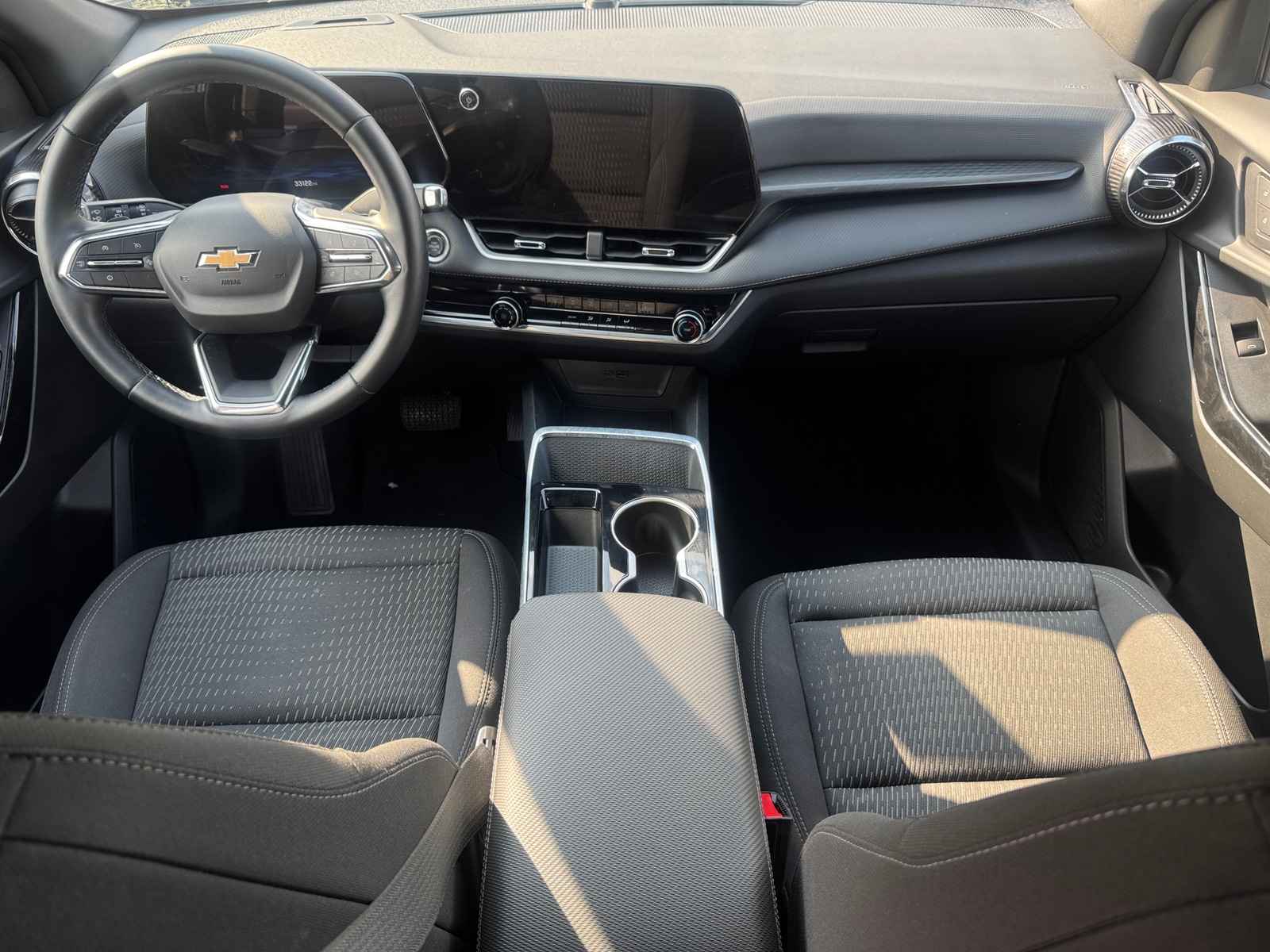 Thumbnail: 2025 Chevrolet Equinox - 3