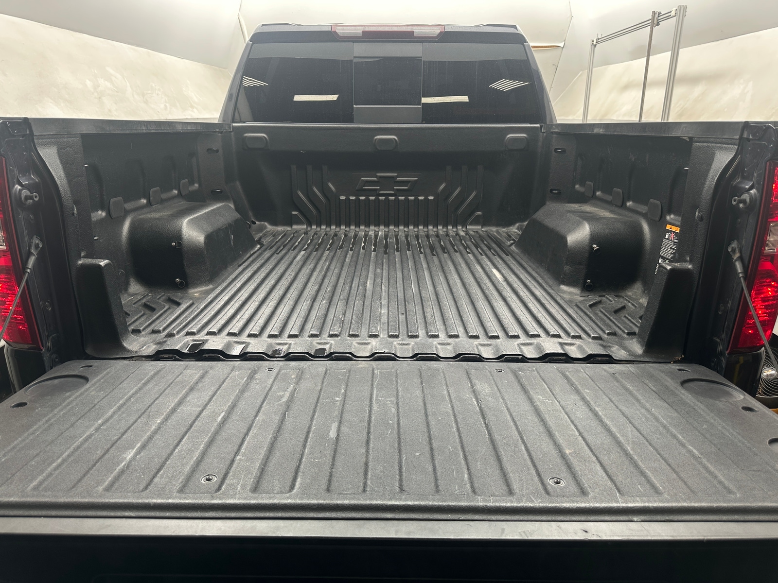 Thumbnail: 2022 Chevrolet Silverado 1500 - 6