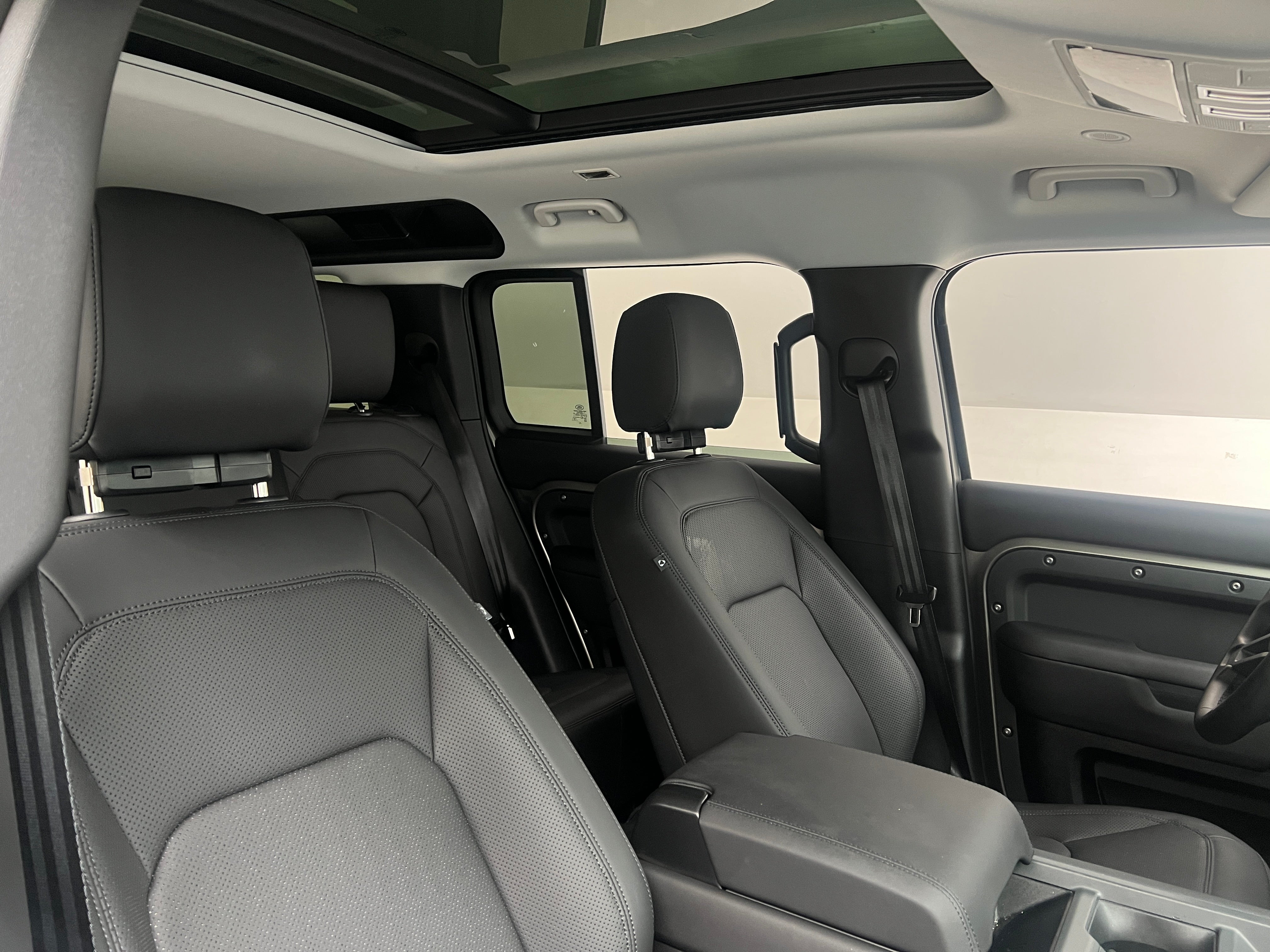 2025 Land Rover Defender