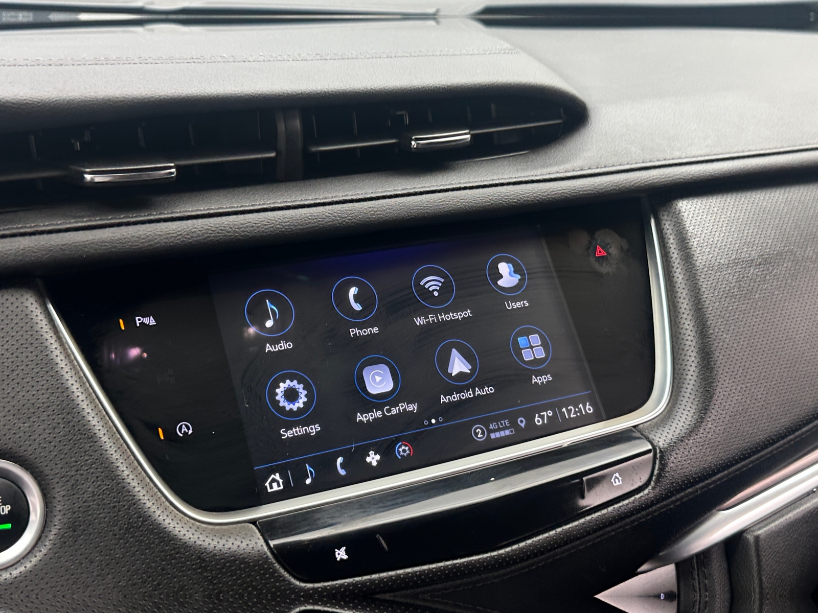 Thumbnail: 2024 Cadillac XT5 - 3