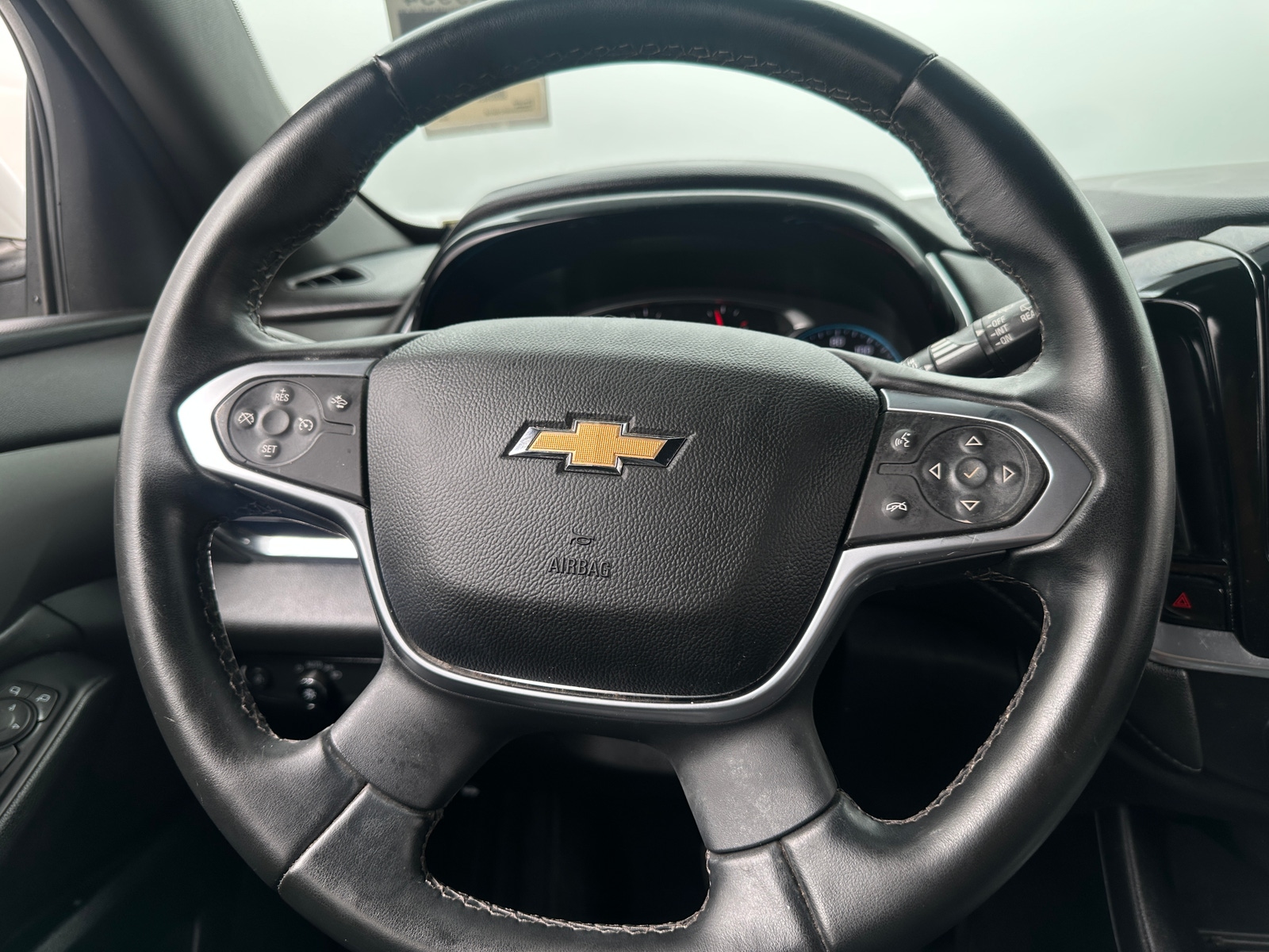 Thumbnail: 2023 Chevrolet Traverse - 5