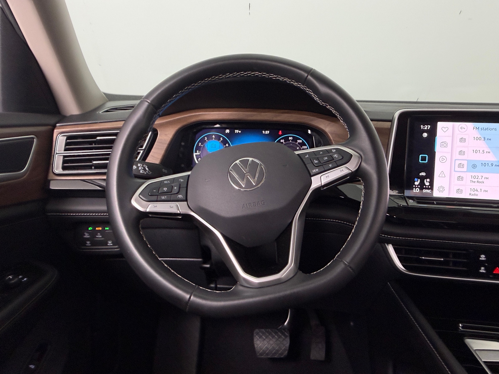 Thumbnail: 2026 Volkswagen Atlas - 4