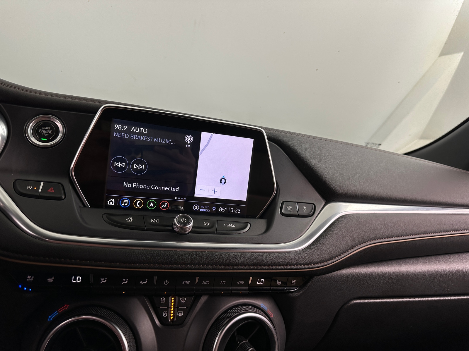 Thumbnail: 2021 Chevrolet Blazer - 3