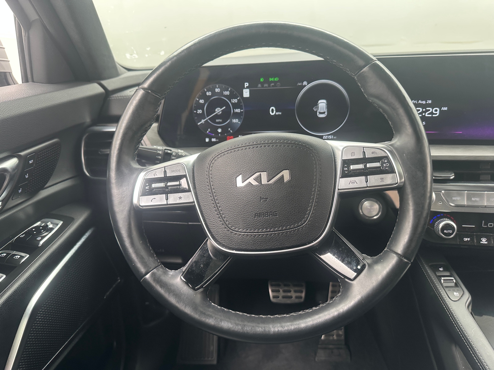 Thumbnail: 2024 Kia Telluride - 4