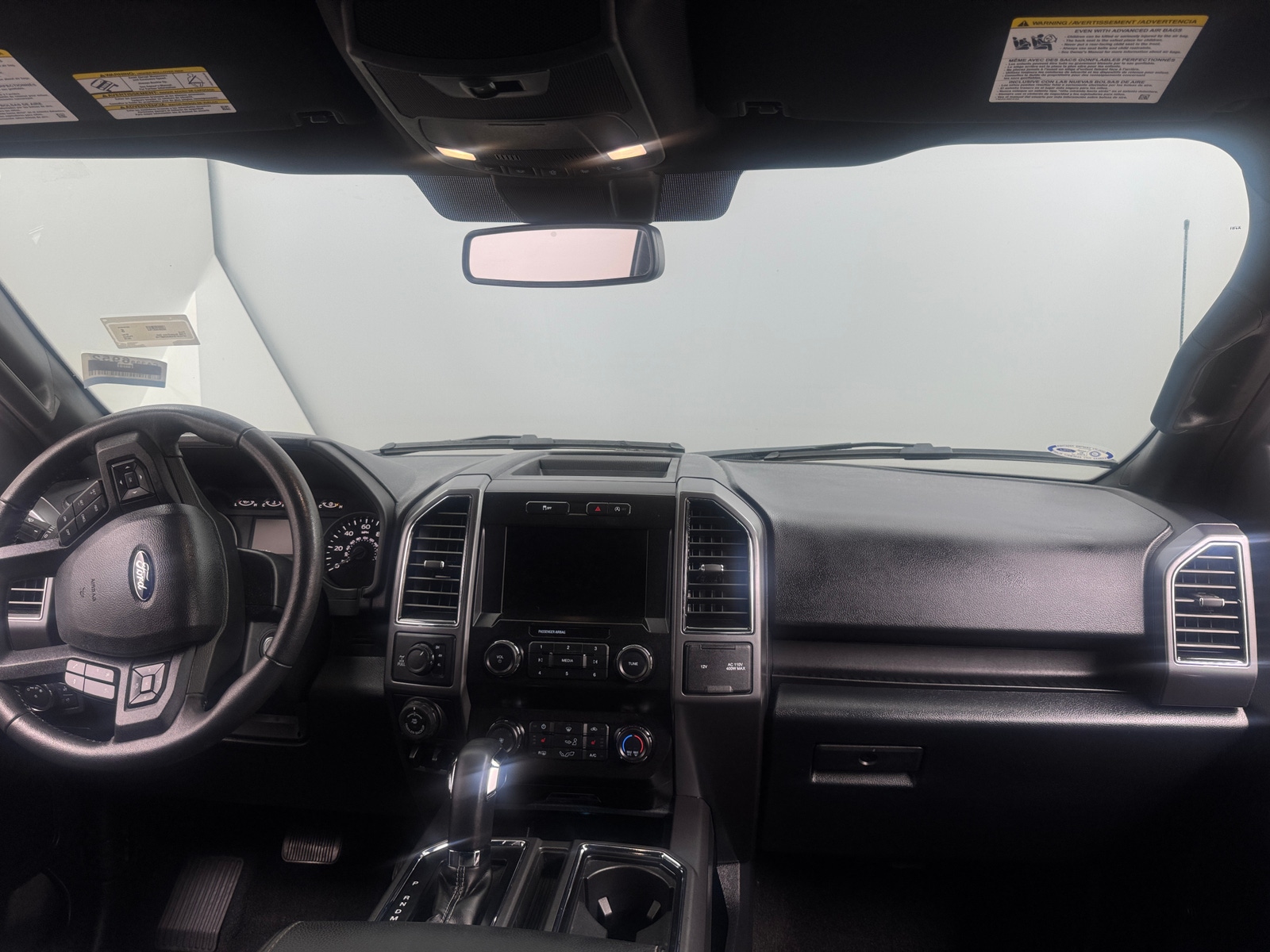 Thumbnail: 2019 Ford Econoline - 3